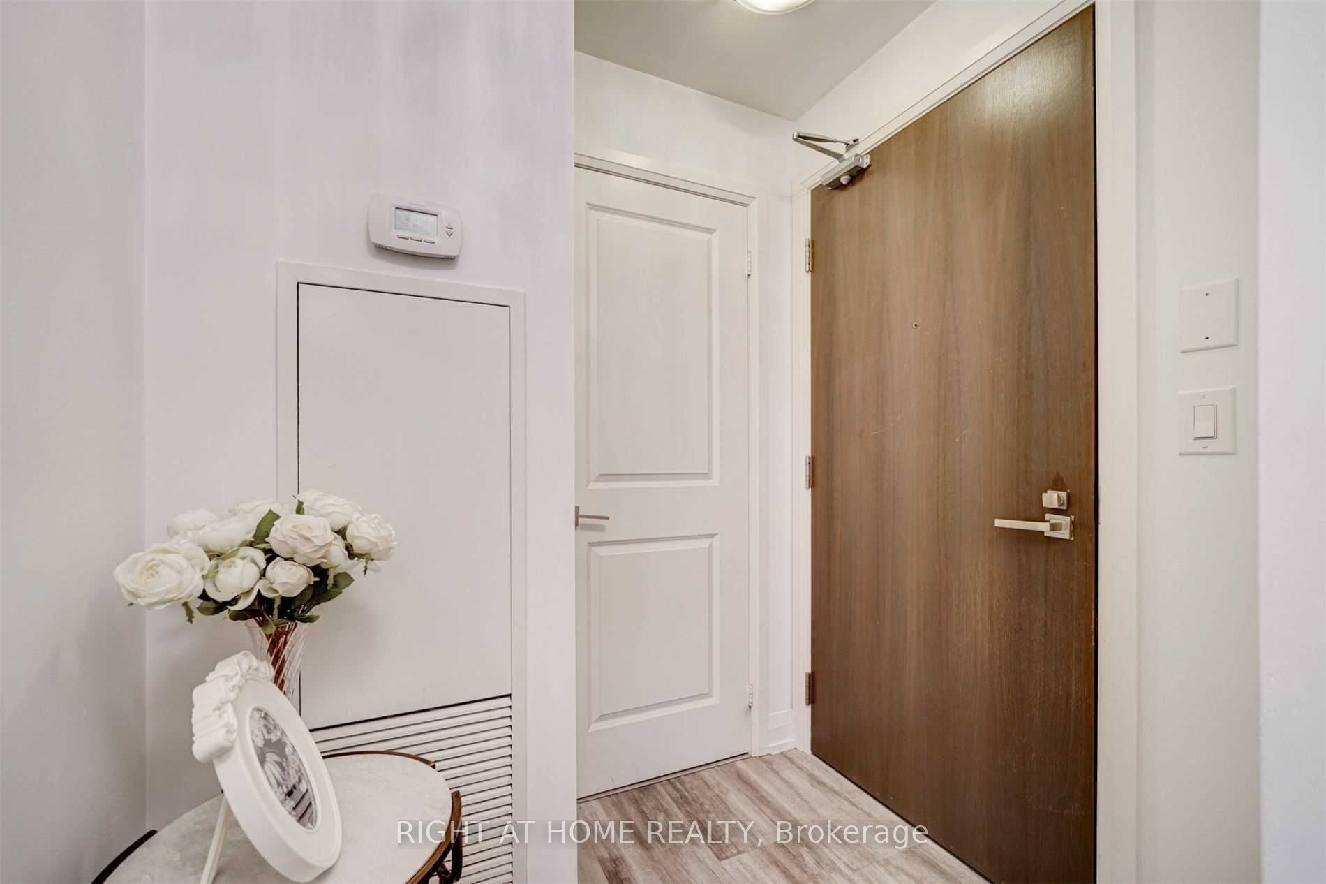 7171 Yonge Street 511, Markham, ON L3T 0C5 photo 2