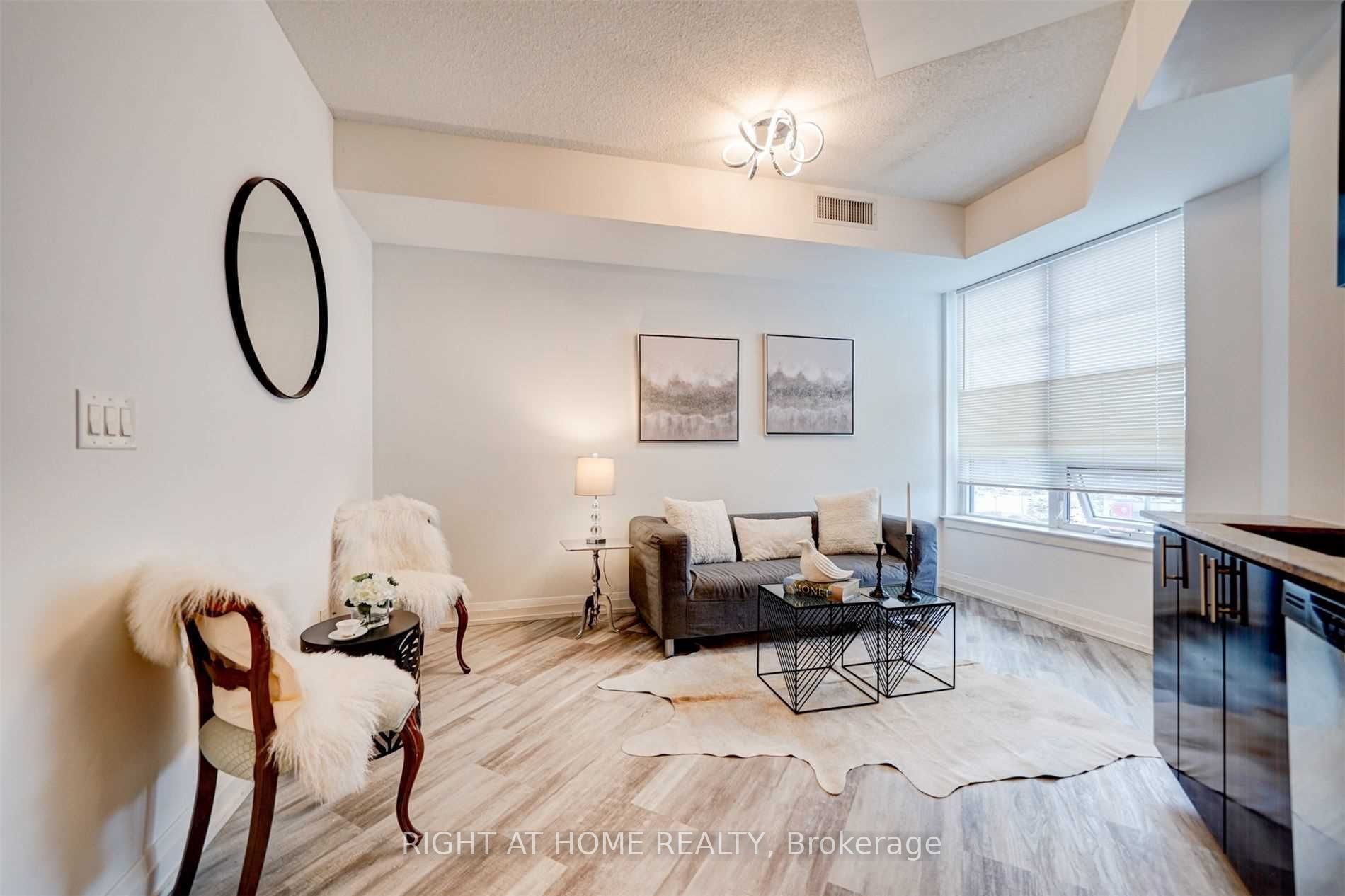 7171 Yonge Street 511, Markham, ON L3T 0C5 photo 5