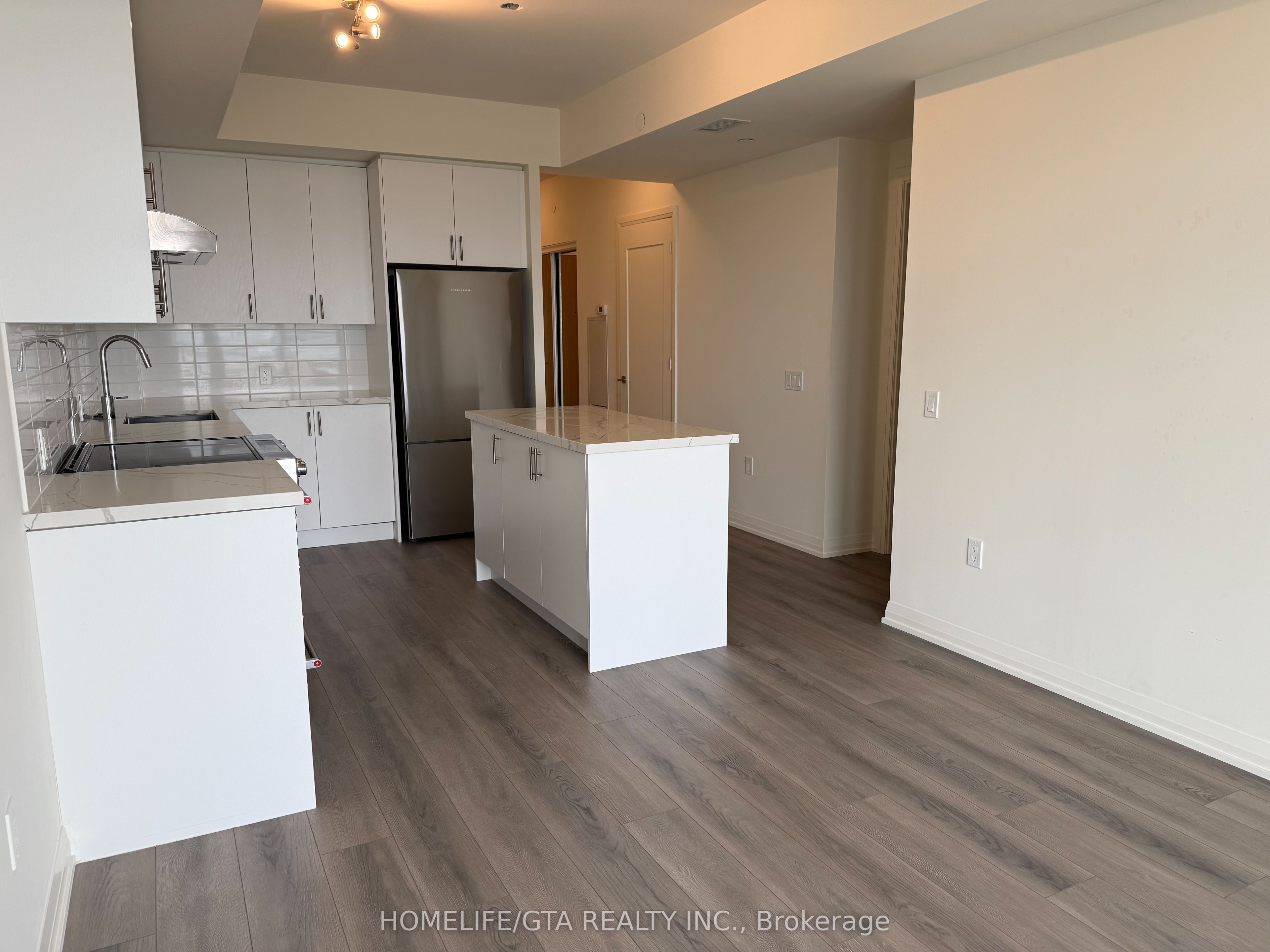 8960 Jane Street 1612, Vaughan, ON L4K 0N9 photo 4