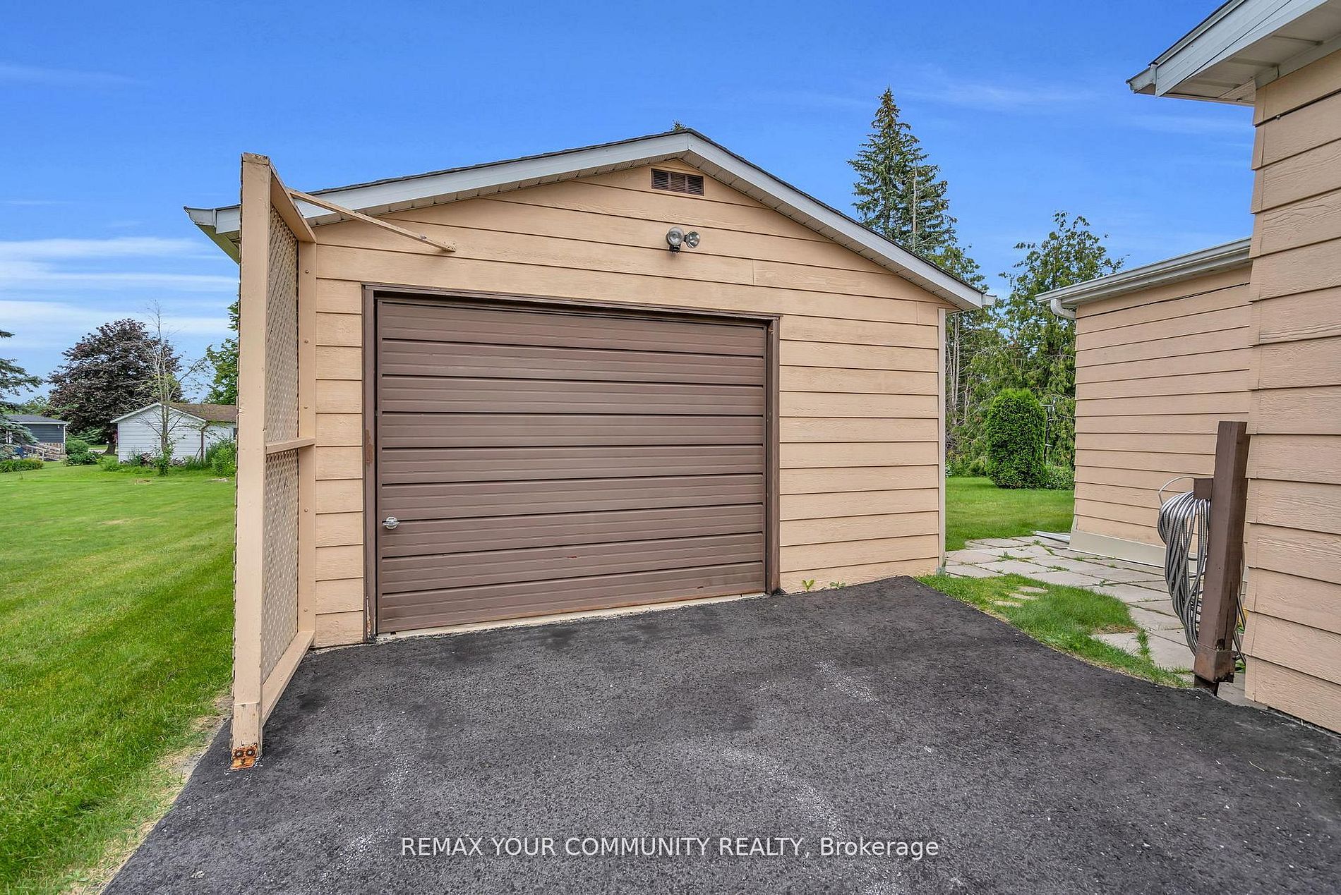 22 Emery Court, Georgina, ON L0E 1R0 photo 5