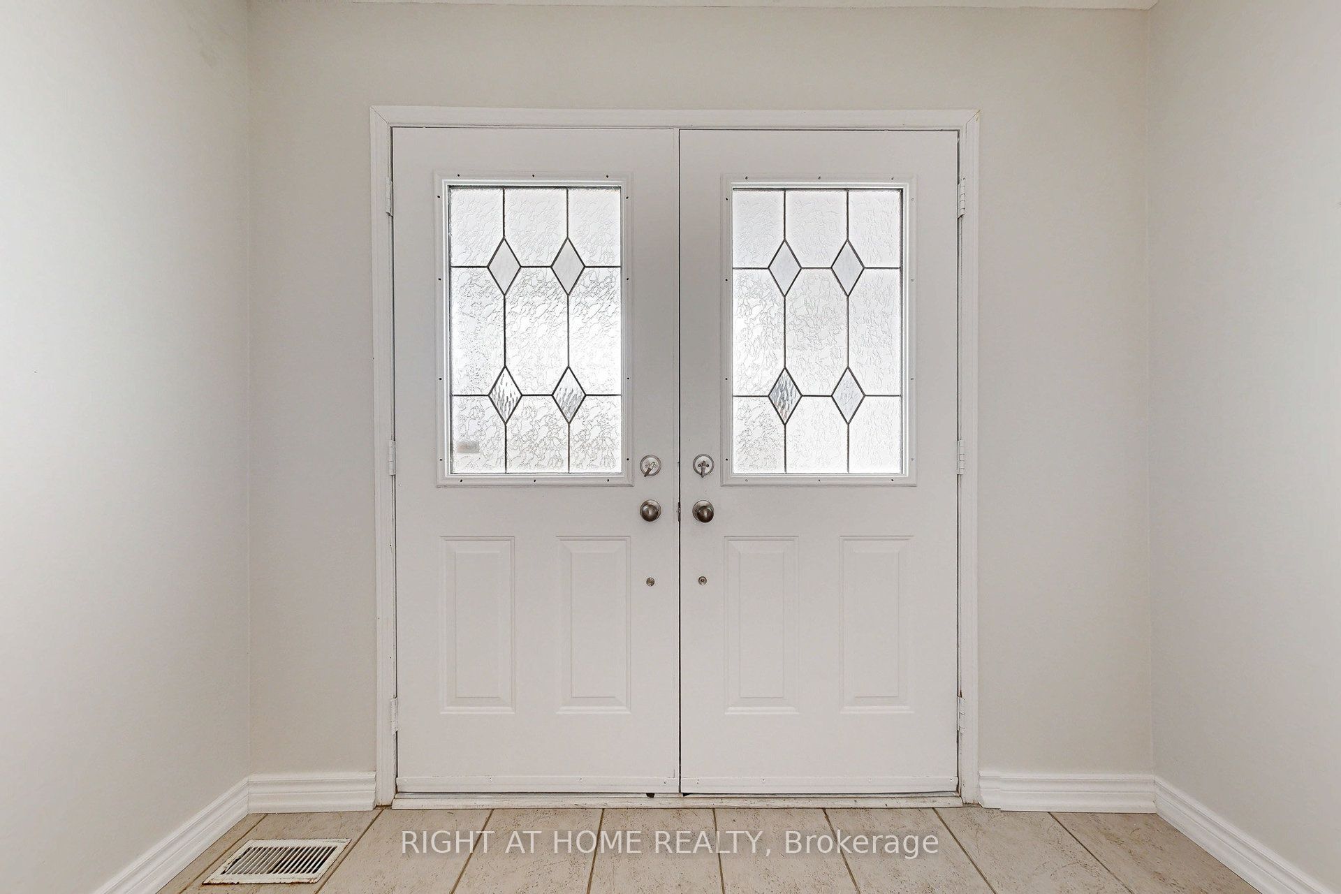 10 Pascoe Drive, Markham, ON L6B 1C4 photo 3