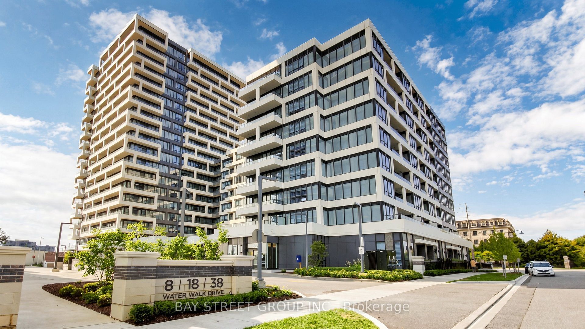 38 Water Walk Drive 528, Markham, ON L3R 6M8