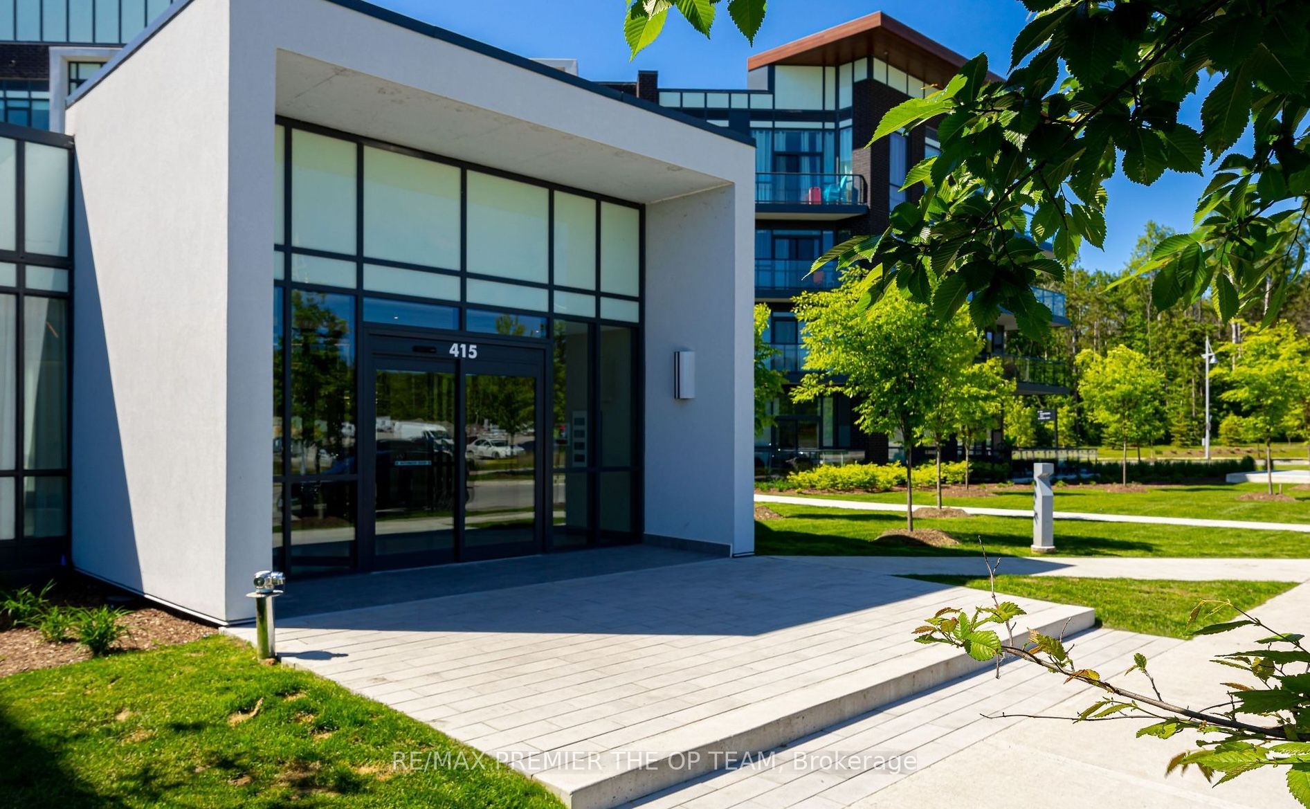 415 Sea Ray Avenue 321, Innisfil, ON L9S 2P7 photo 4