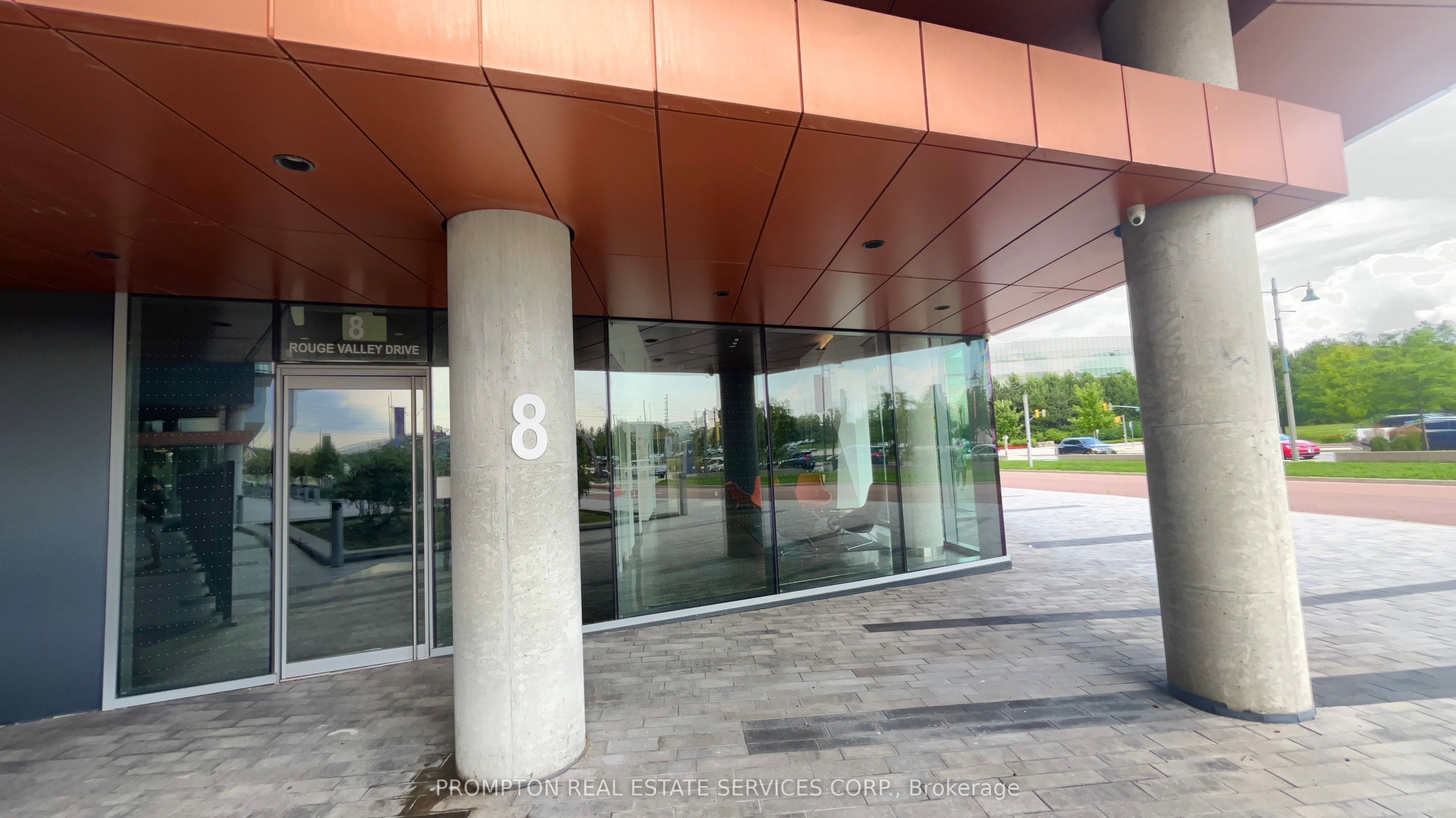 8 Rouge Valley Drive W 807, Markham, ON L6G 0G8 photo 3
