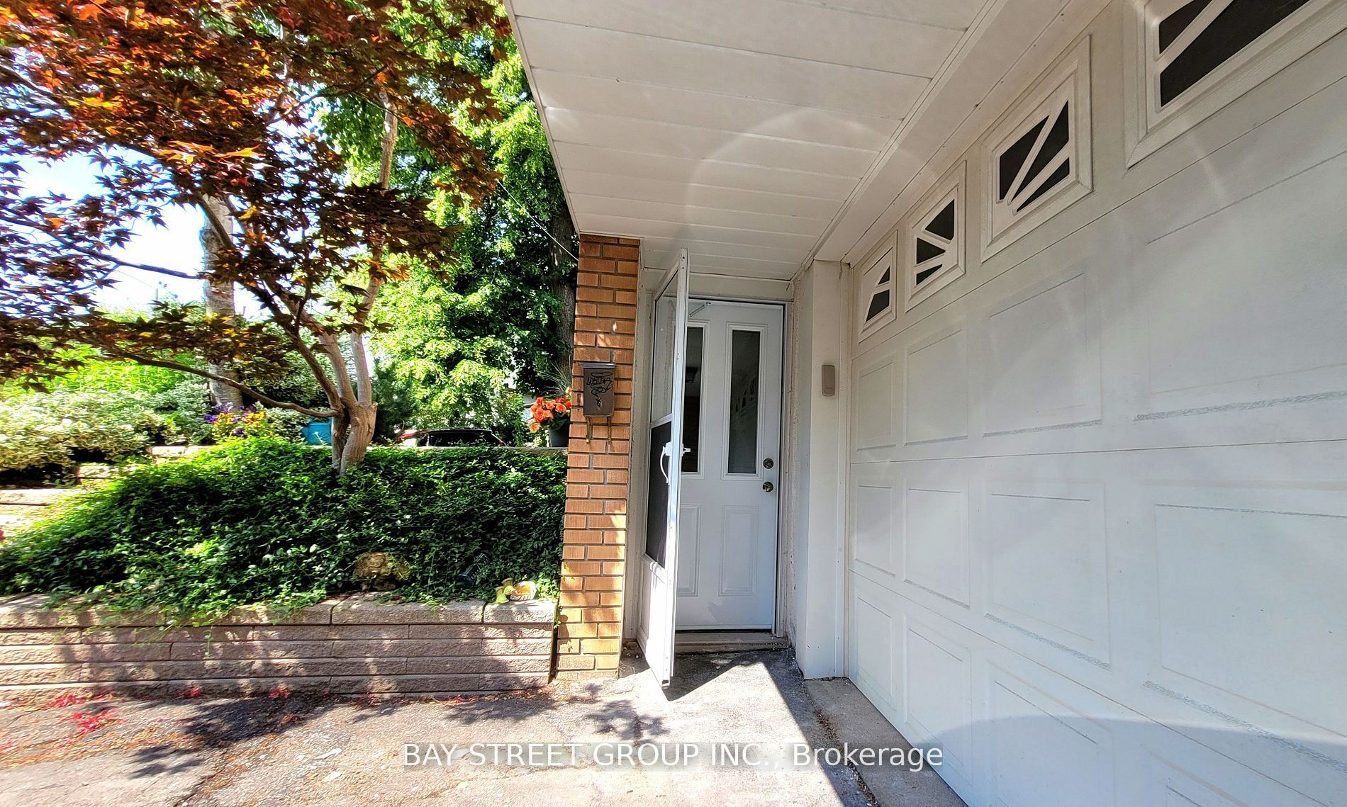 37 Sir Bodwin Place Lower, Markham, ON L3P 2X7 photo 2