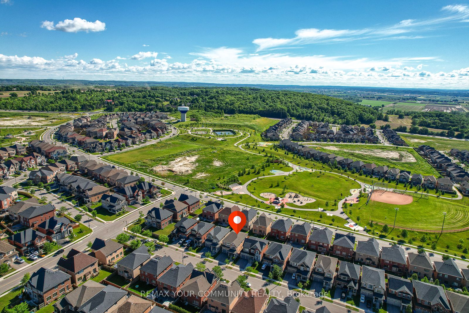 8 Snap Dragon Trail, East Gwillimbury, ON L9N 0S9 photo 3