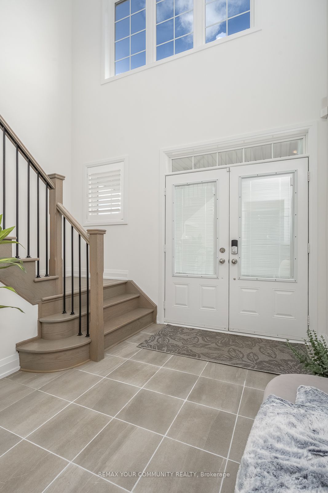 8 Snap Dragon Trail, East Gwillimbury, ON L9N 0S9 photo 5
