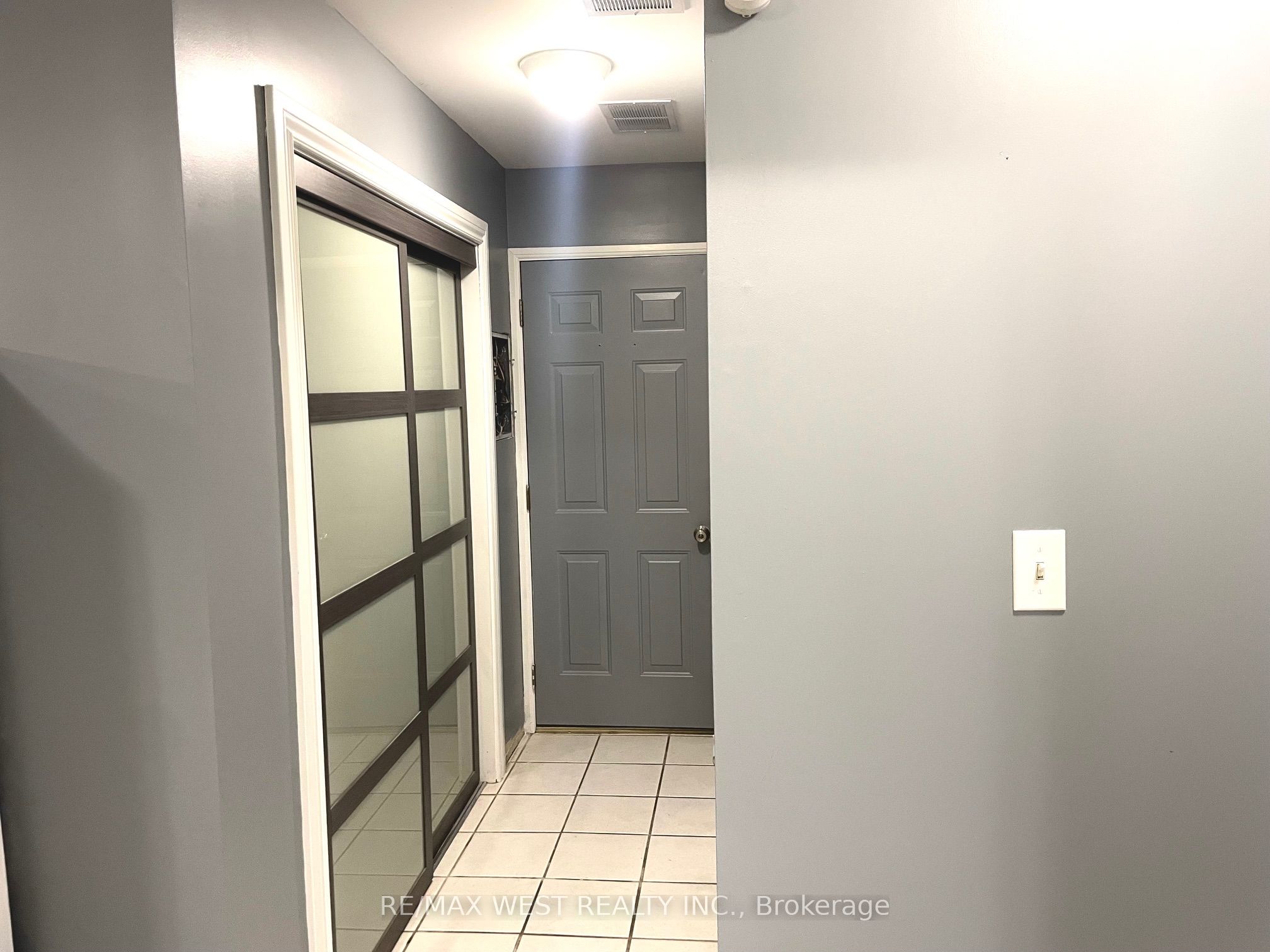 306 Metro Road N Basement, Georgina, ON L4P 3C8