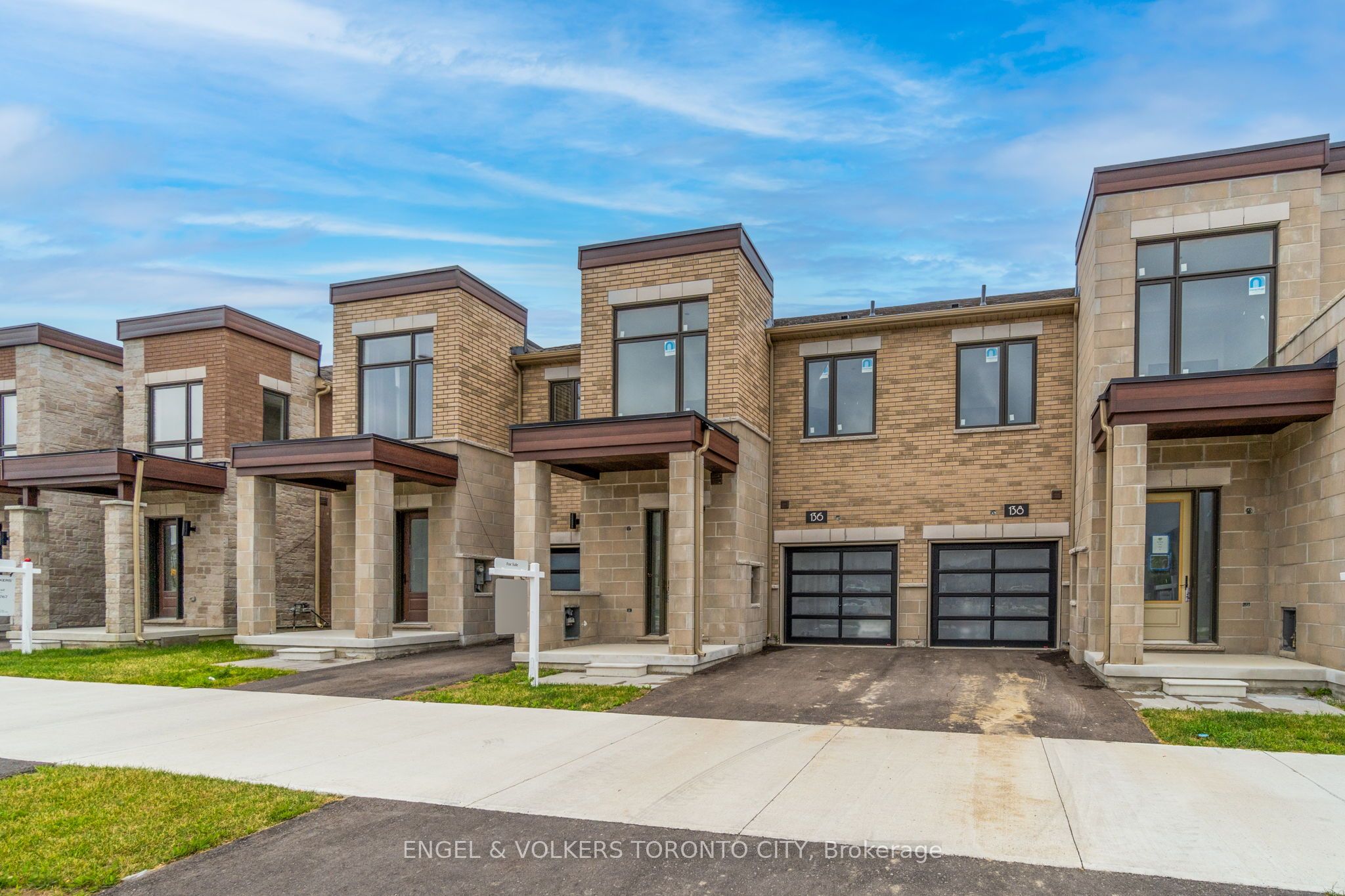 136 Mumbai Drive, Markham, ON L3S 0G5 photo 3