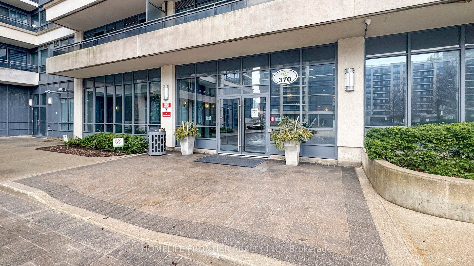 370 Highway 7 N/A E 223, Richmond Hill, ON L4B 0C4 photo 3