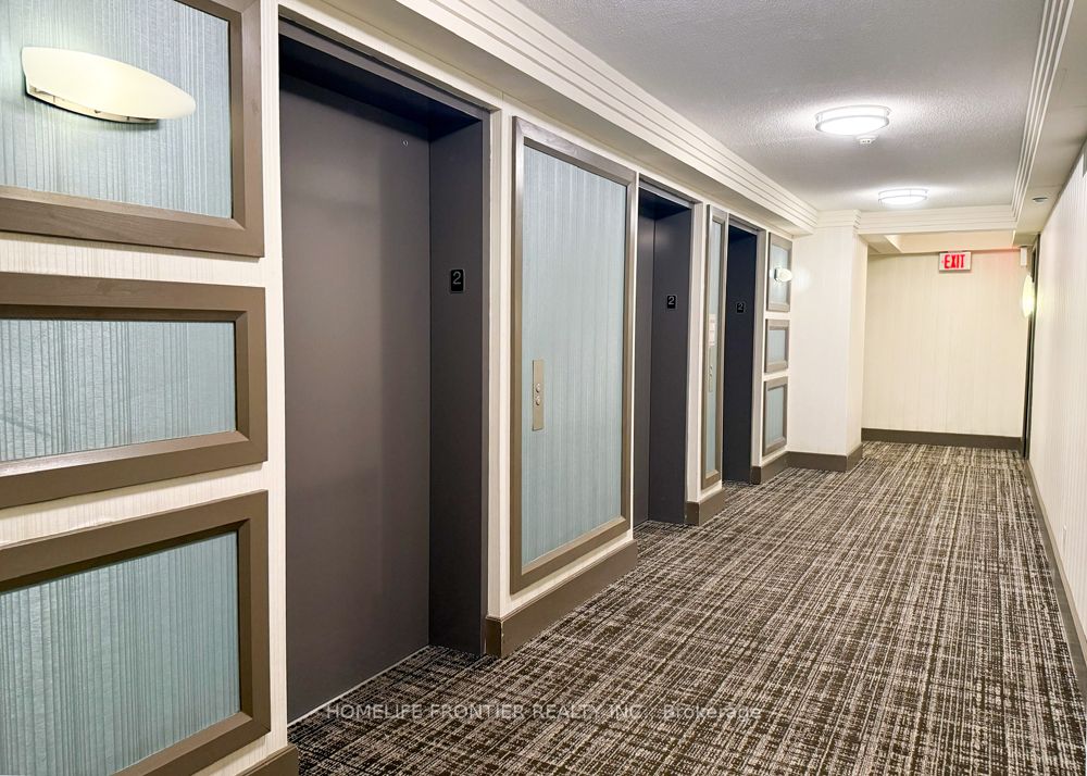 370 Highway 7 N/A E 223, Richmond Hill, ON L4B 0C4 photo 4