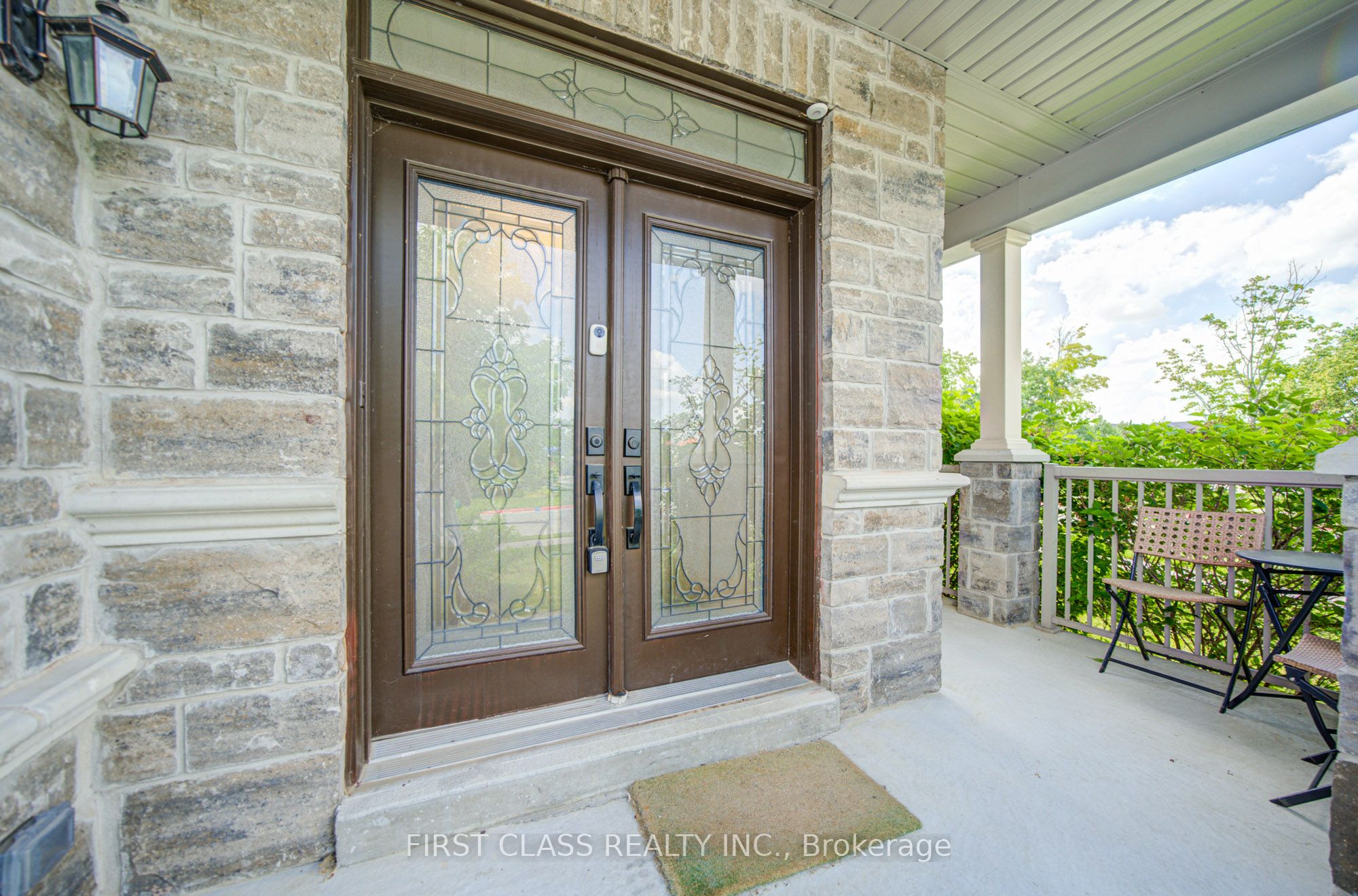 718 Peter Hall Drive, Newmarket, ON L3X 2T1 photo 4