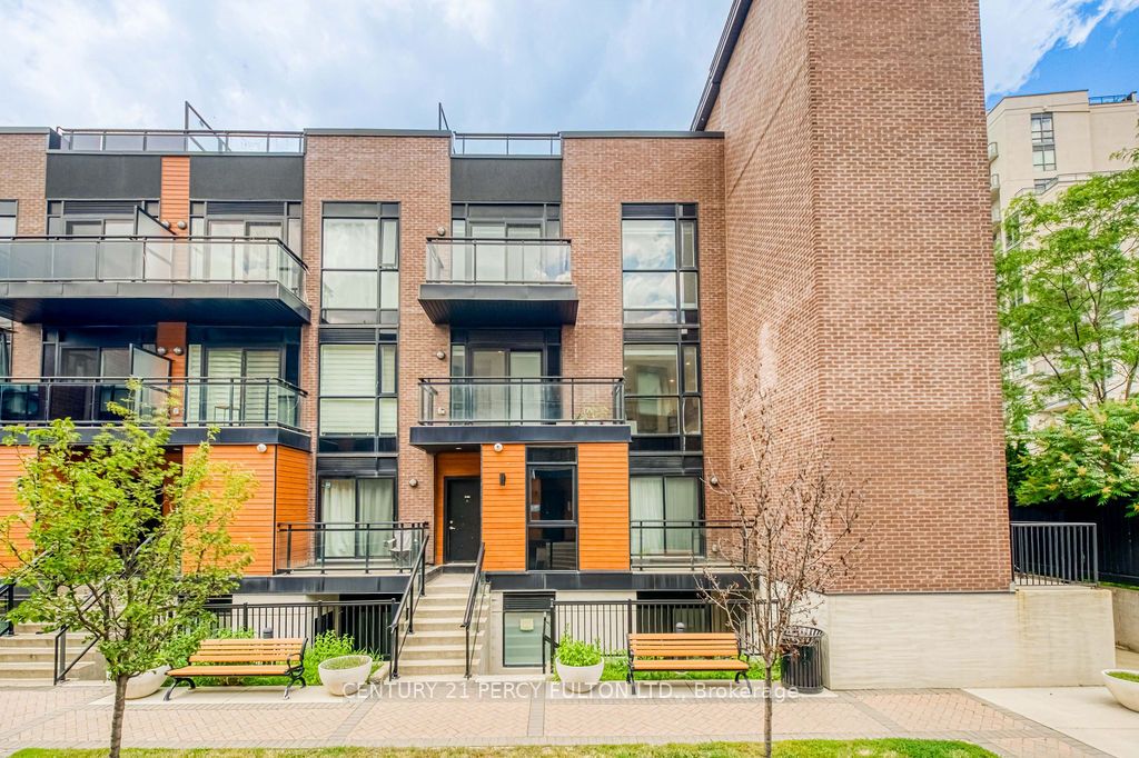 5289 Highway 7 D-803, Vaughan, ON L4L 0J1