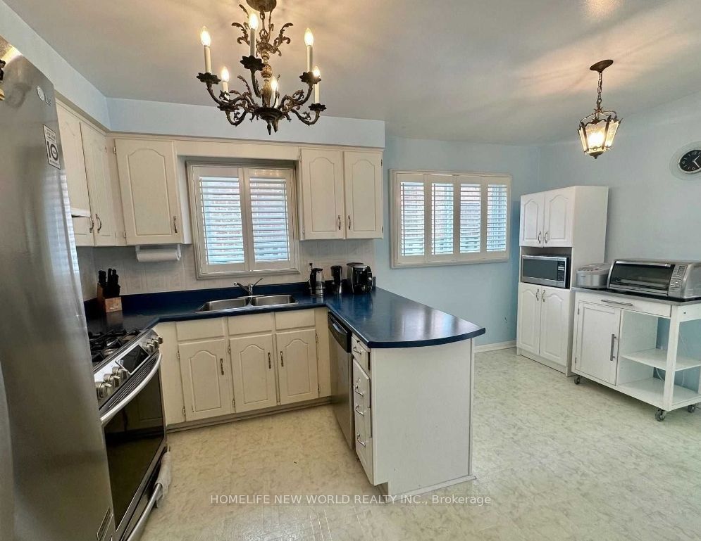 21 Delmark Boulevard, Markham, ON L3P 3Z1 photo 4
