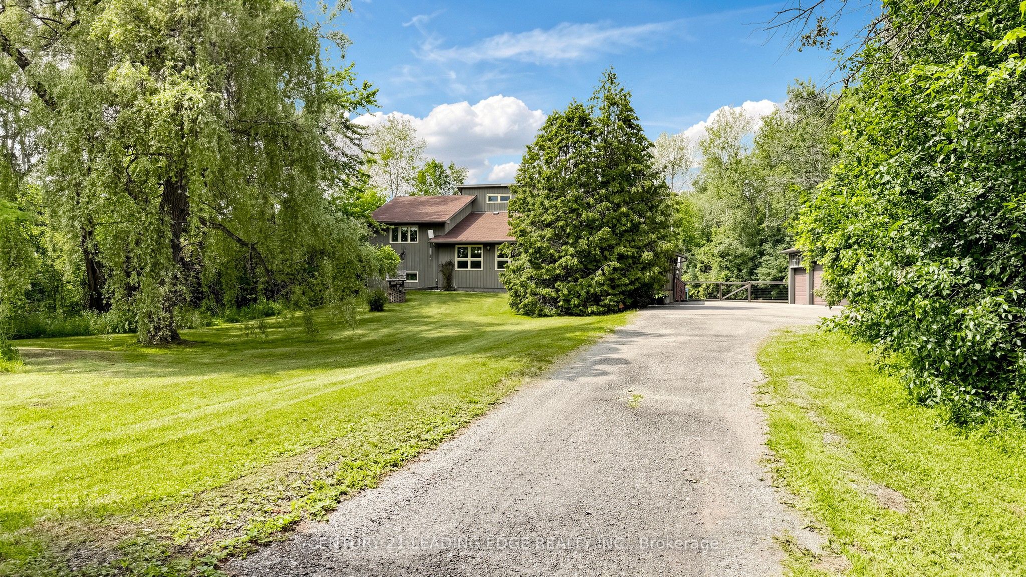 6466 Old Homestead Road, Georgina, ON L0E 1R0