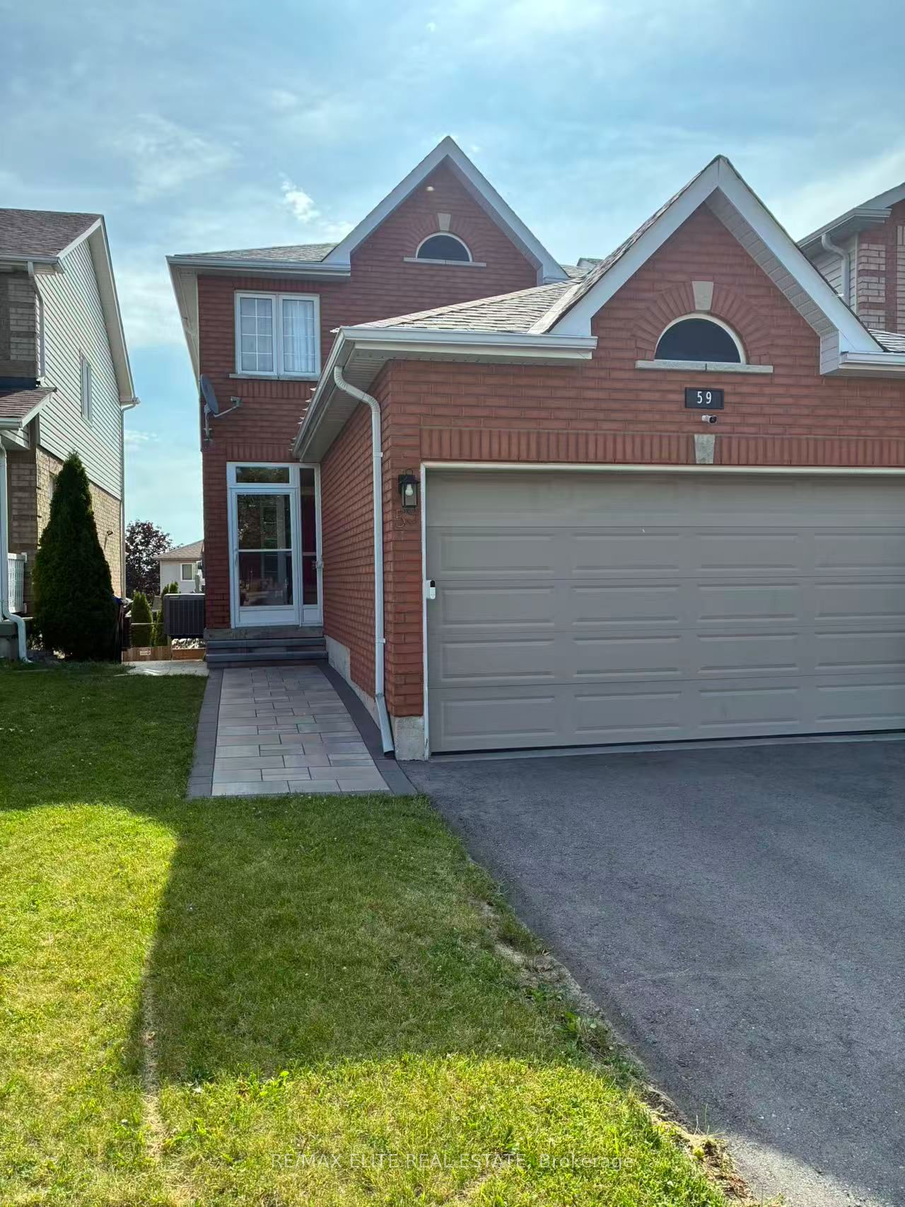 59 Adams Street BSMT, Bradford West Gwillimbury, ON L3Z 3E2 photo 2