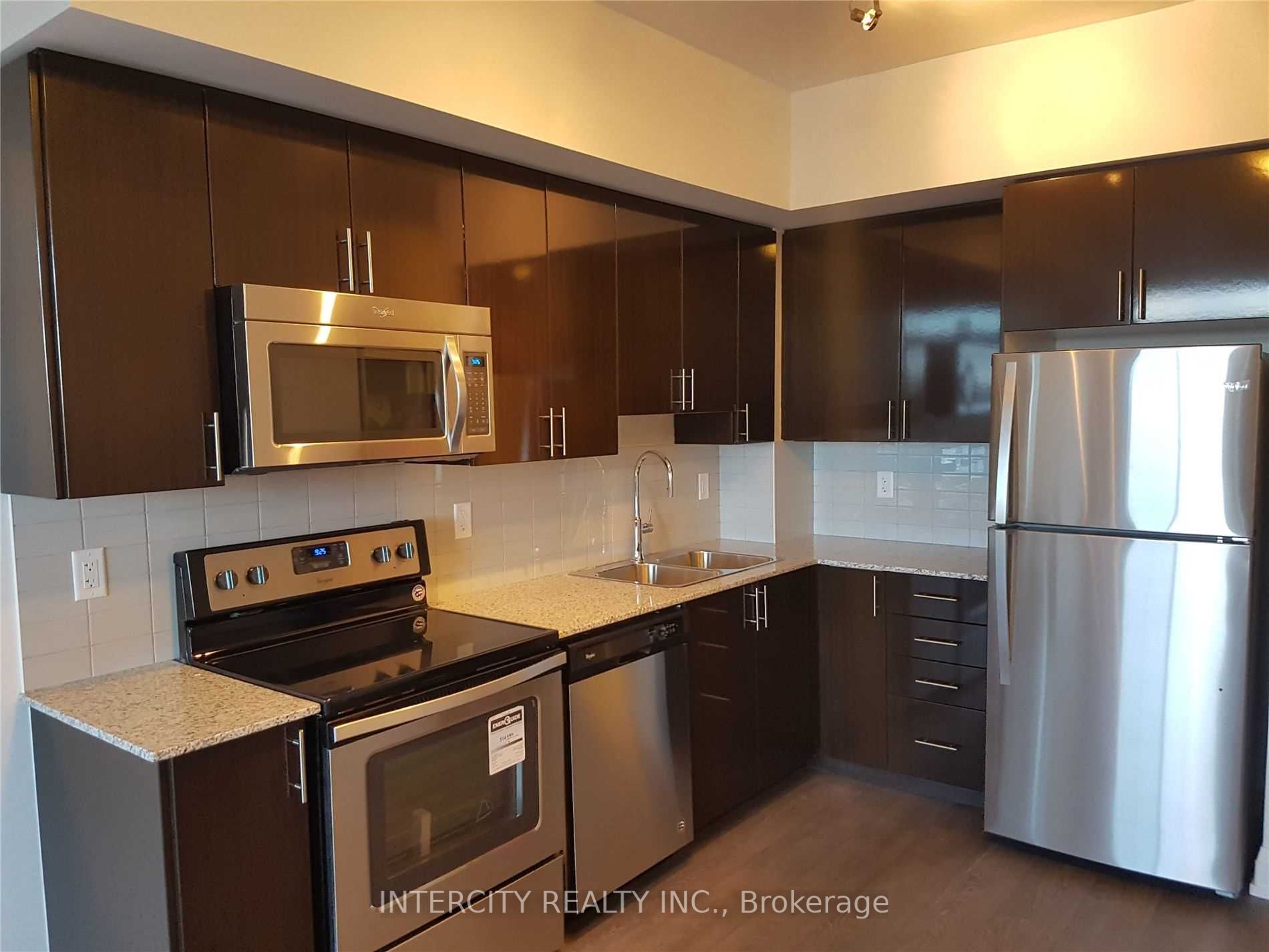 7890 Bathurst Street 2011, Vaughan, ON L4J 7Y3