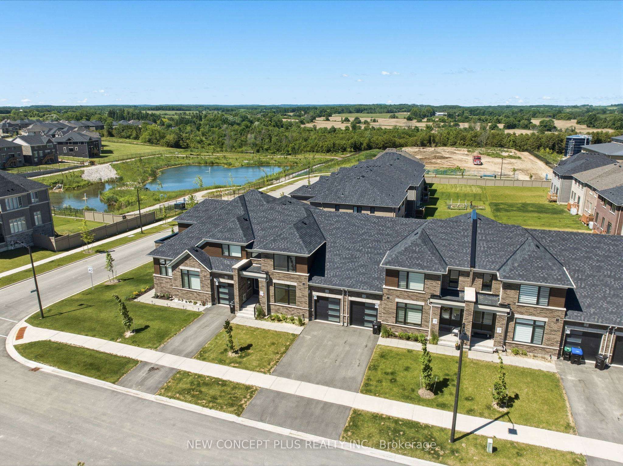 11 Bayberry Drive, Adjala-Tosorontio, ON L0G 1W0 photo 2