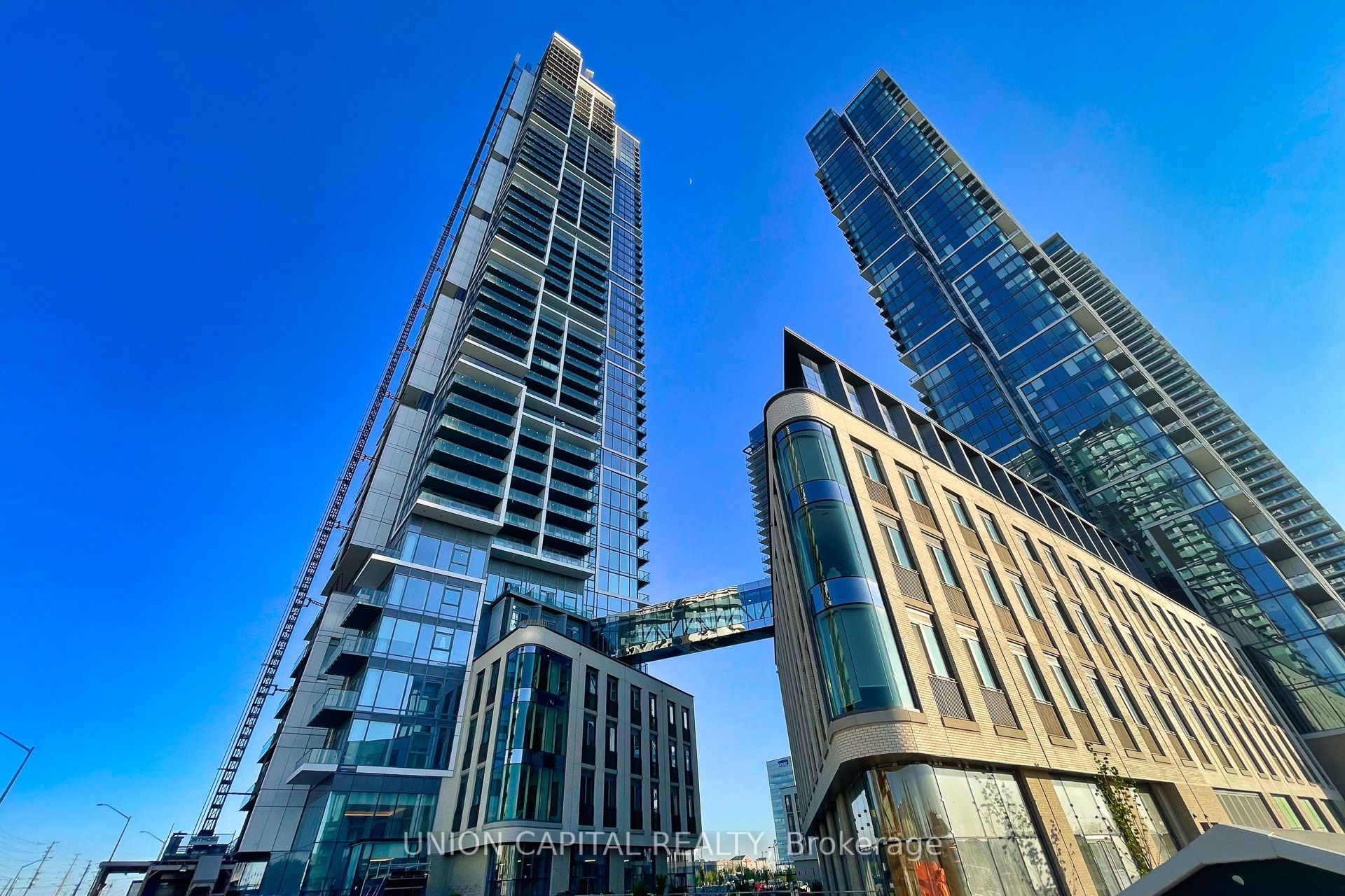 7890 Jane Street 1609, Vaughan, ON L4K 0K9
