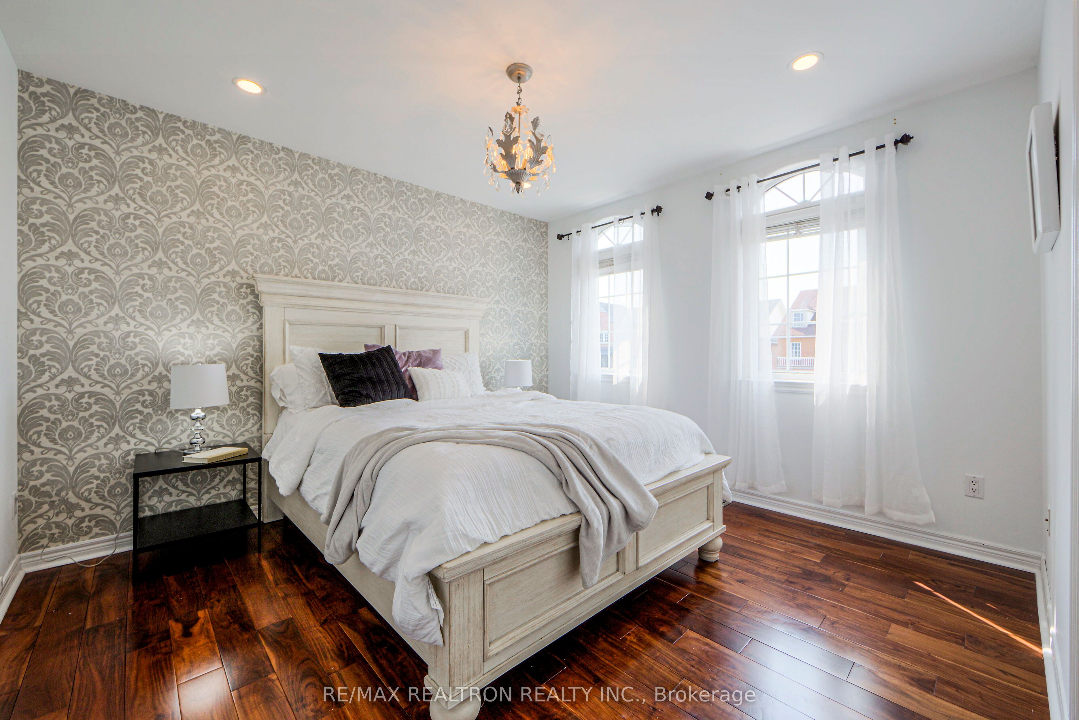 269 Treasure Road BSMT, Vaughan, ON L6A 3K8 photo 2