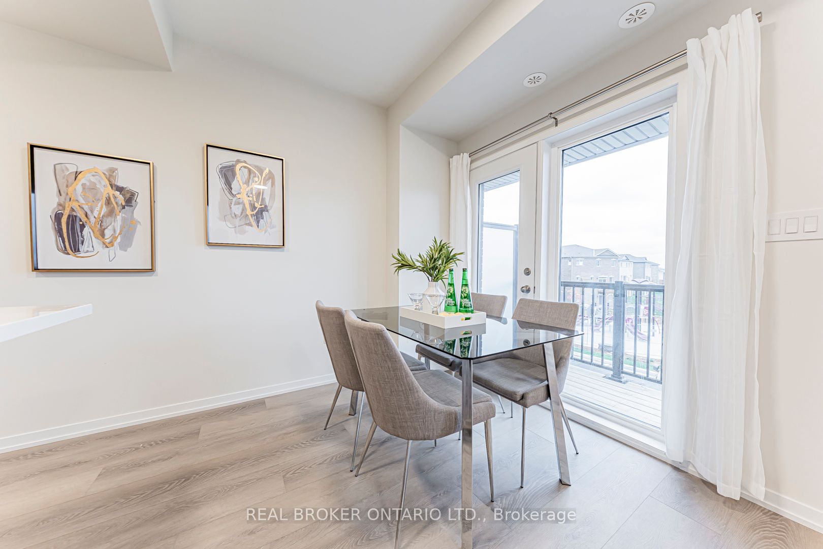 152 Matawin Lane, Richmond Hill, ON L4B 0H8 photo 5
