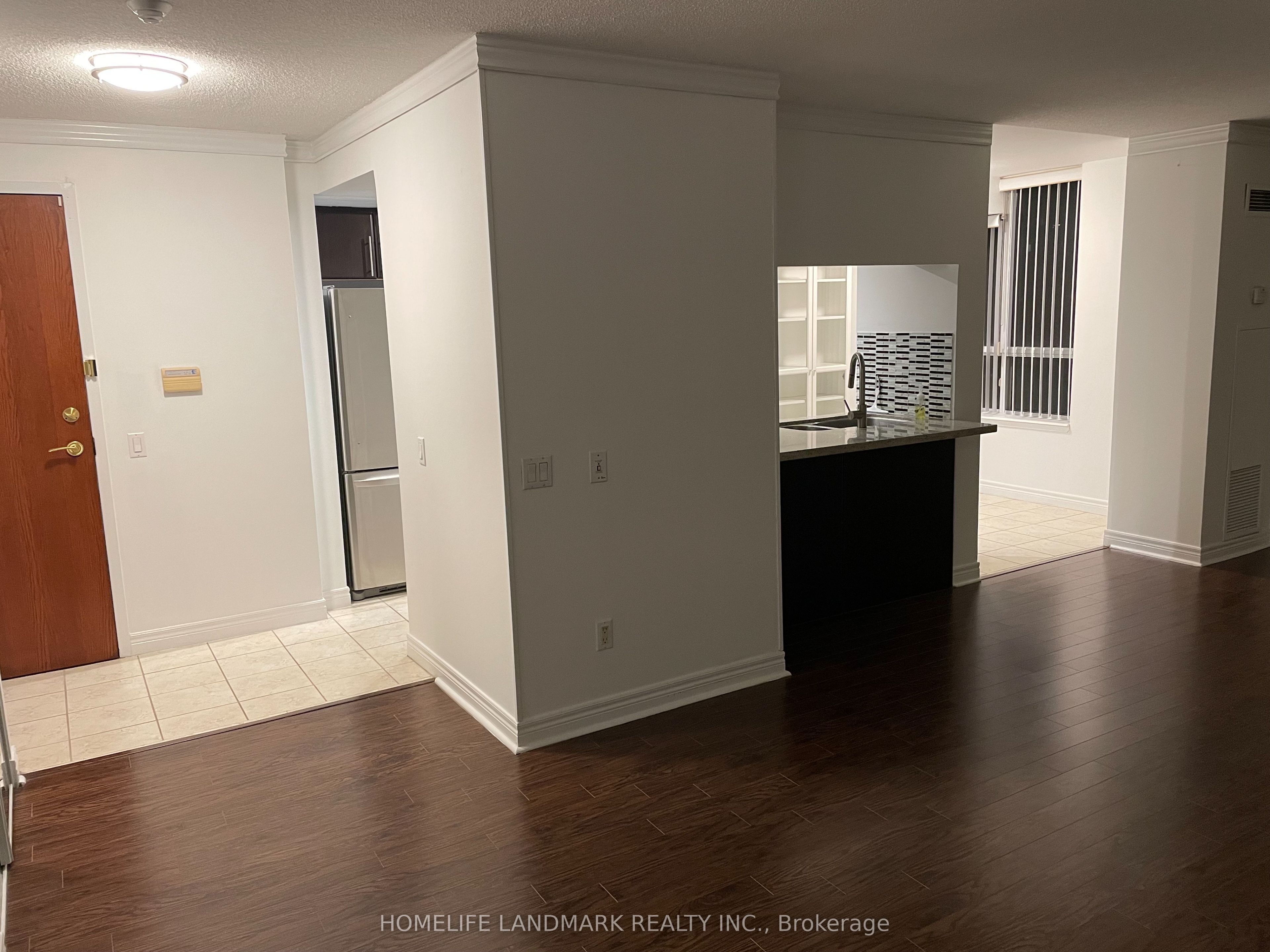 25 Times Avenue 203, Markham, ON L3T 7X5 photo 5