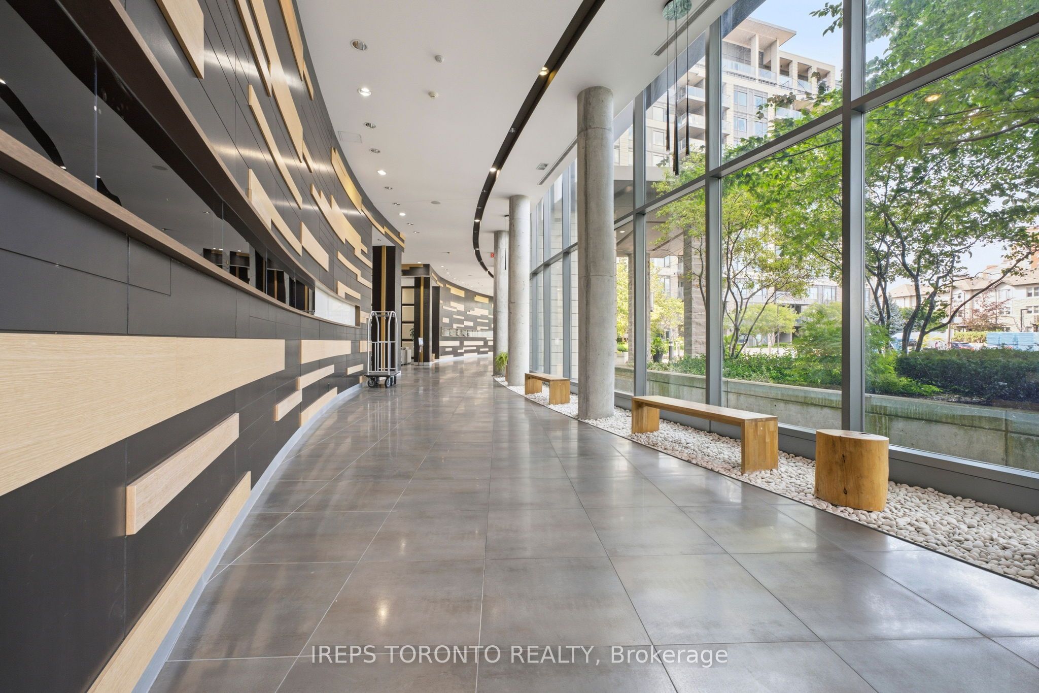 233 South Park Road Ph01, Markham, ON L3T 0B3 photo 3