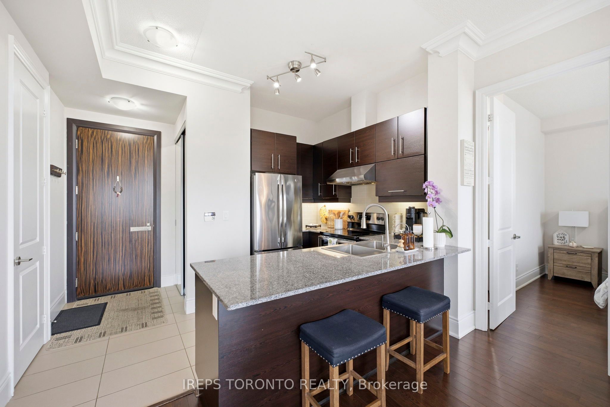 233 South Park Road Ph01, Markham, ON L3T 0B3 photo 4