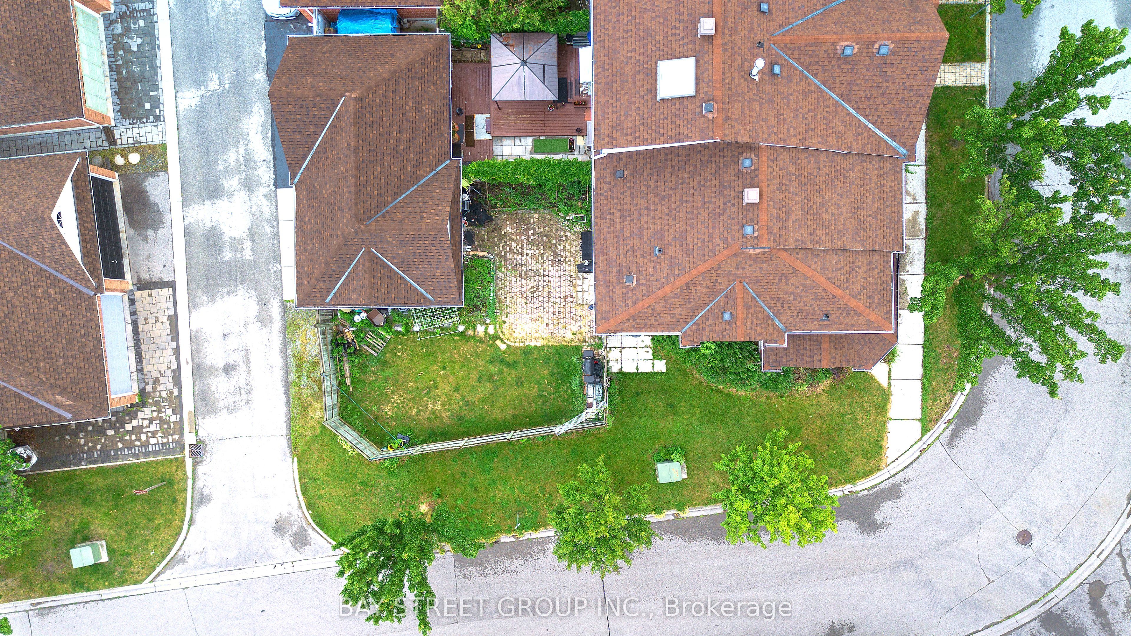 80 Irish Rose Drive, Markham, ON L6C 2J6 photo 3