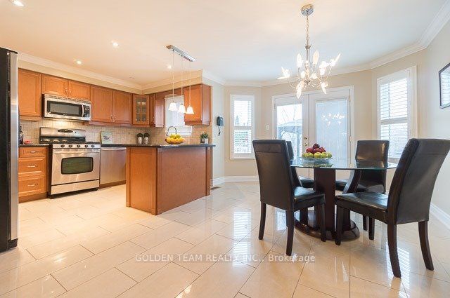195 Waterside Crescent, Vaughan, ON L6A 1V3 photo 3