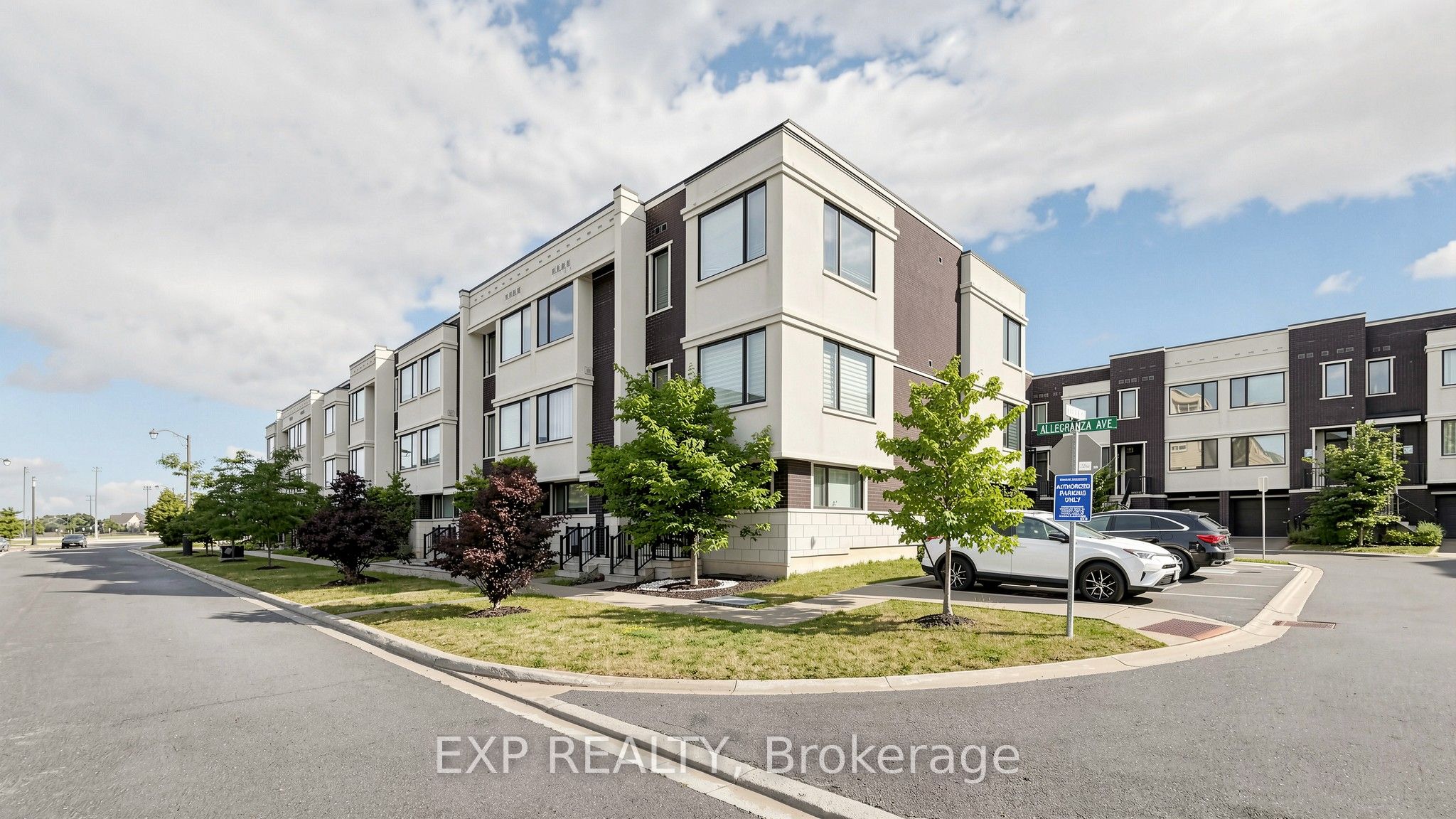 50 Allegranza Avenue, Vaughan, ON L4H 4P2 photo 3