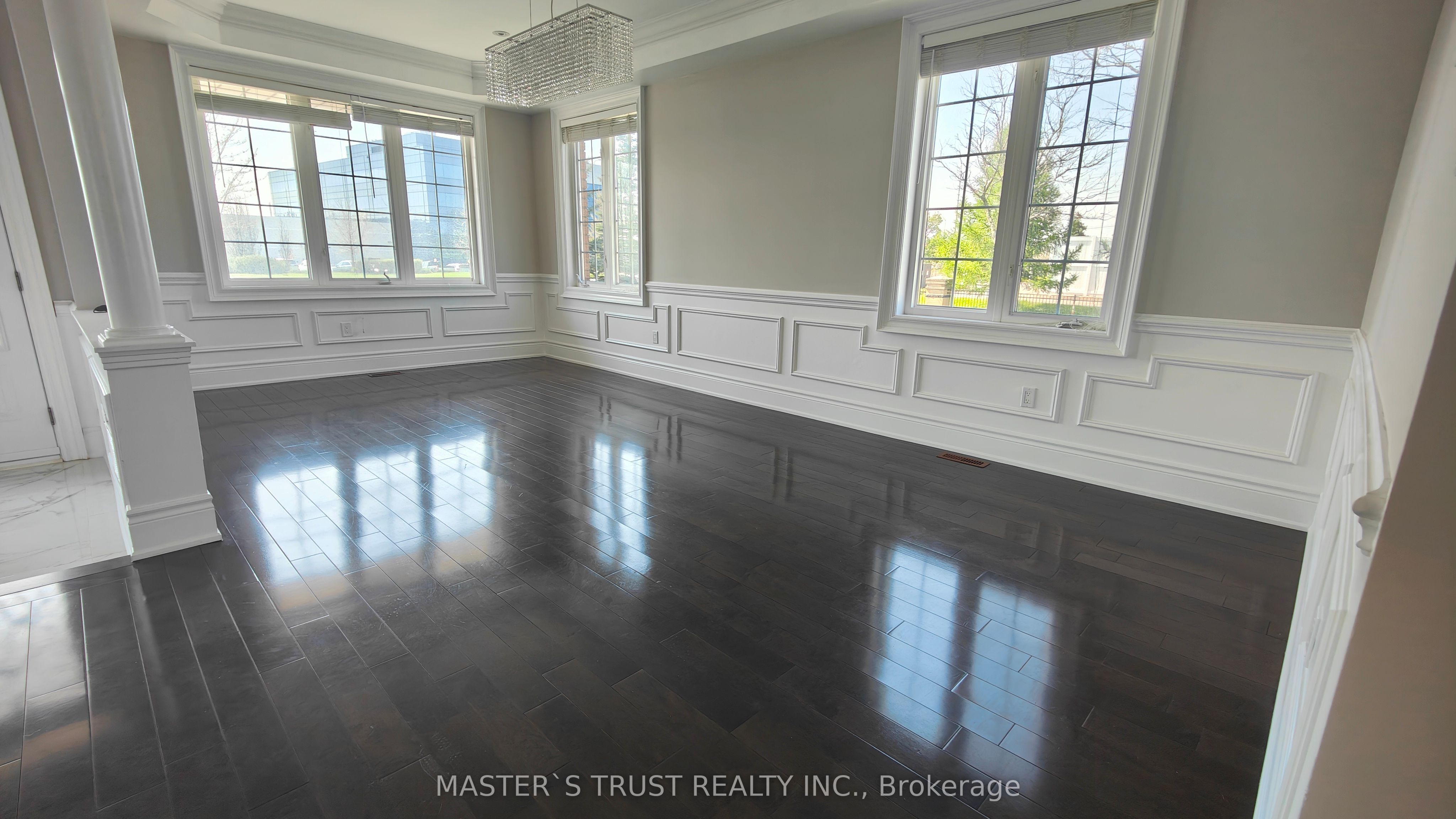 66 Starhill Crescent, Markham, ON L6C 3A2 photo 2