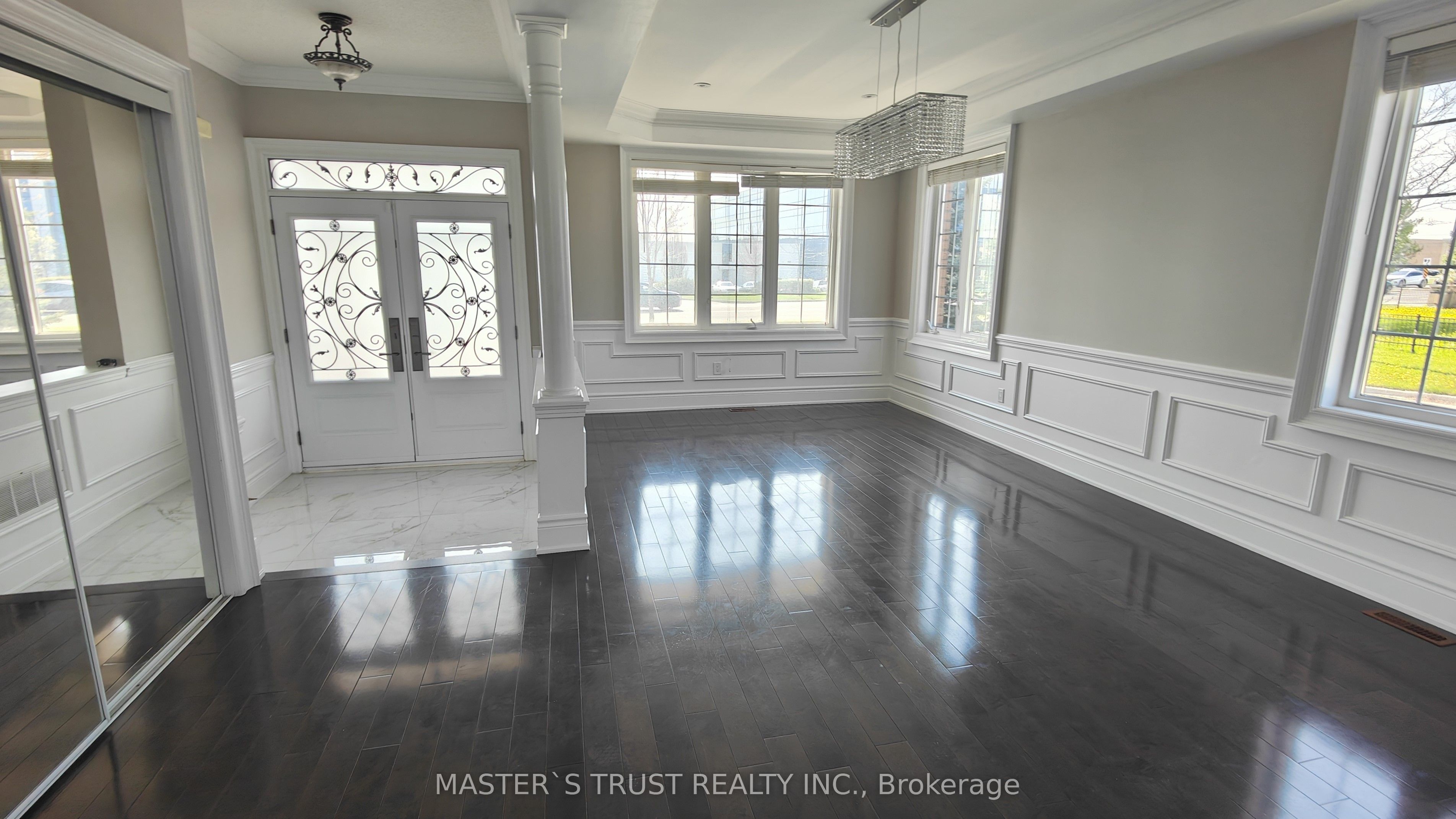 66 Starhill Crescent, Markham, ON L6C 3A2 photo 3