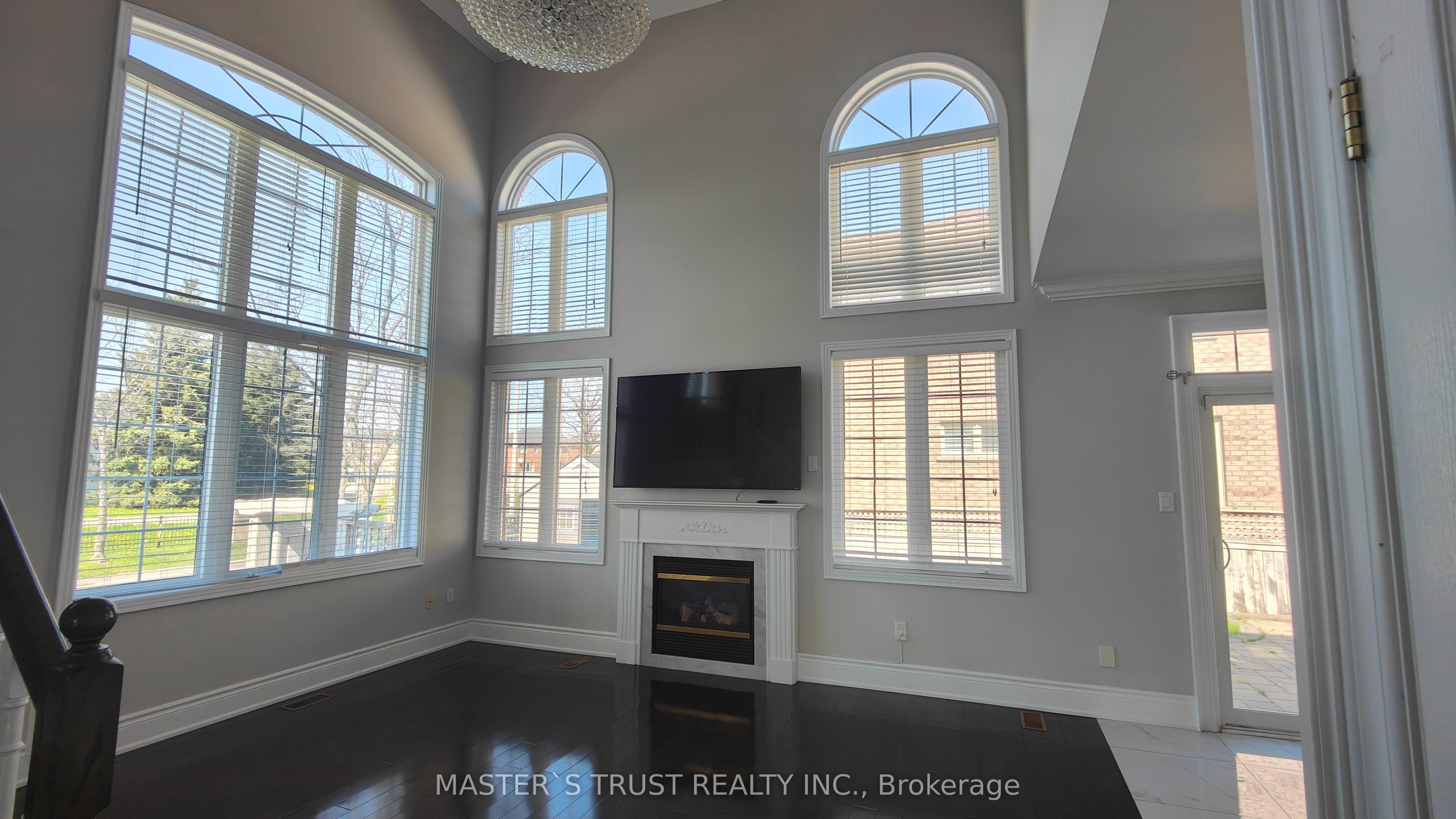66 Starhill Crescent, Markham, ON L6C 3A2 photo 4
