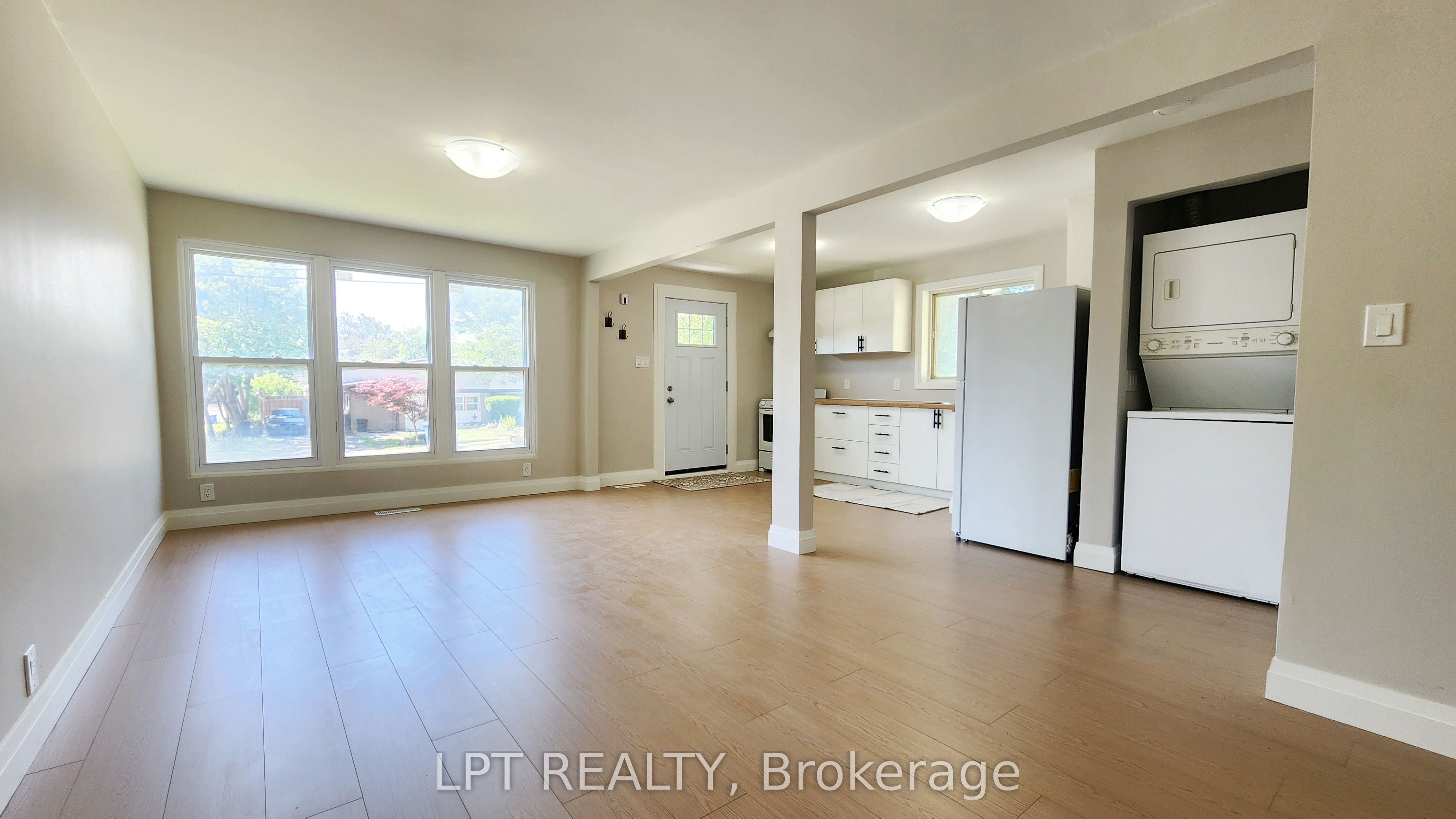 43 Newbury Drive, Newmarket, ON L3Y 4P9 photo 5