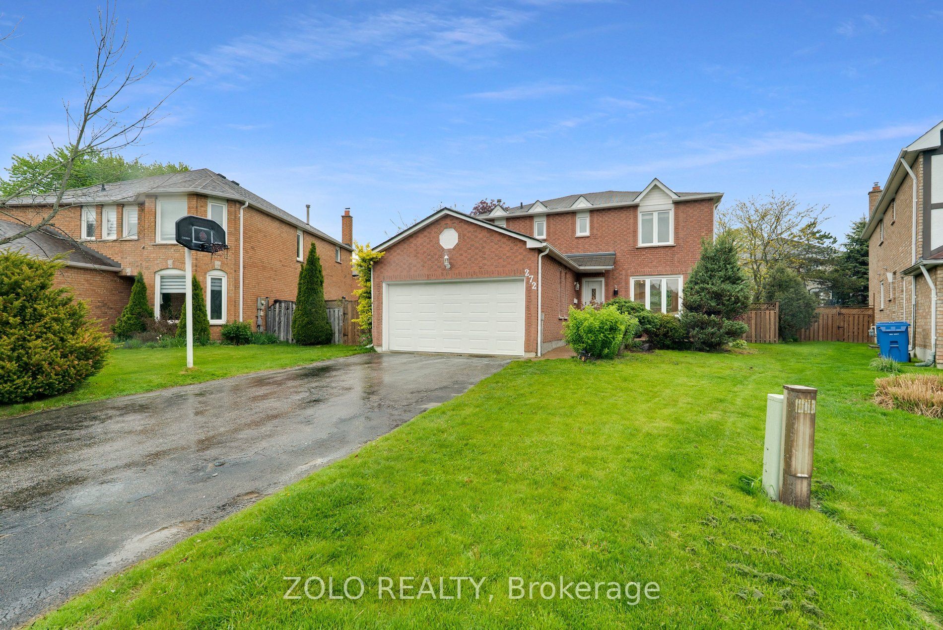 272 Elman Crescent, Newmarket, ON L3Y 7X4 photo 2