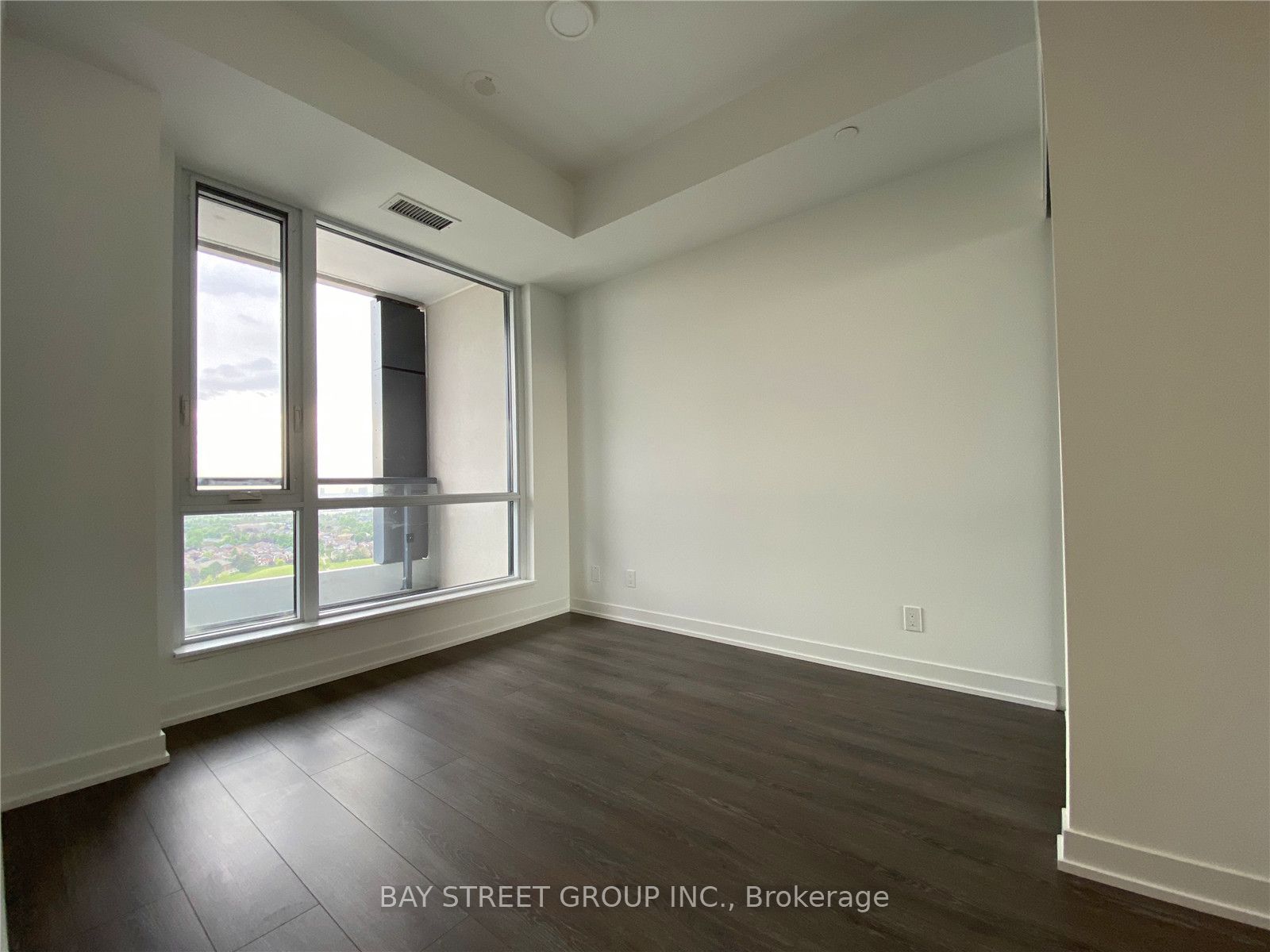 7950 Bathurst Street 2002, Vaughan, ON L4J 0L4 photo 3