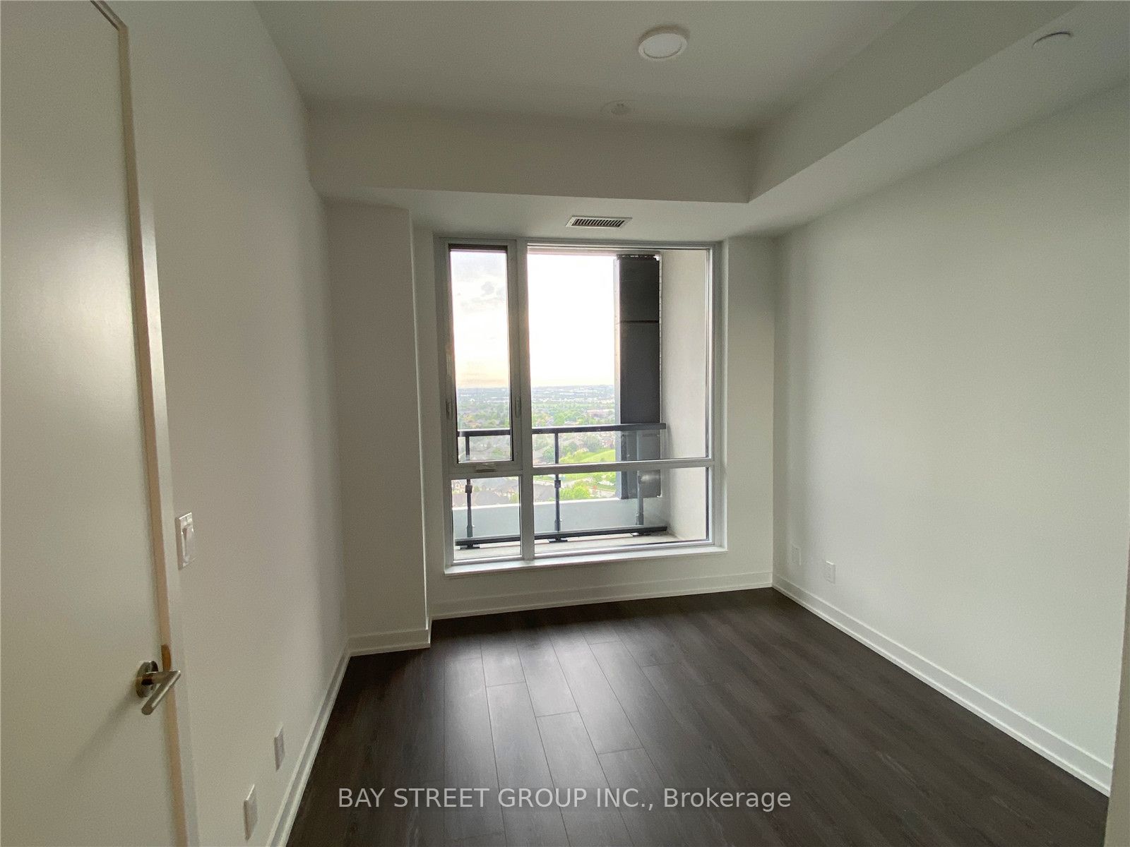 7950 Bathurst Street 2002, Vaughan, ON L4J 0L4 photo 4