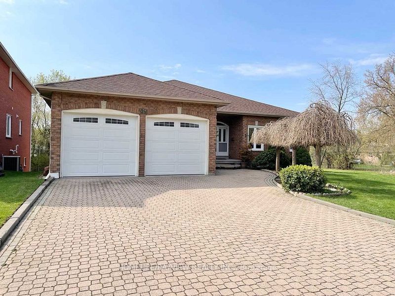 49 Lund Street, Richmond Hill, ON L4C 9V7