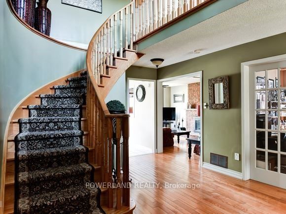 816 Hollander Road, Newmarket, ON L3Y 8H4 photo 3