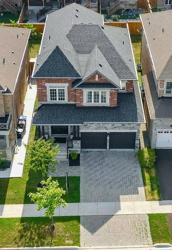 20 Barrow Avenue, Bradford West Gwillimbury, ON L3Z 0W1 photo 2