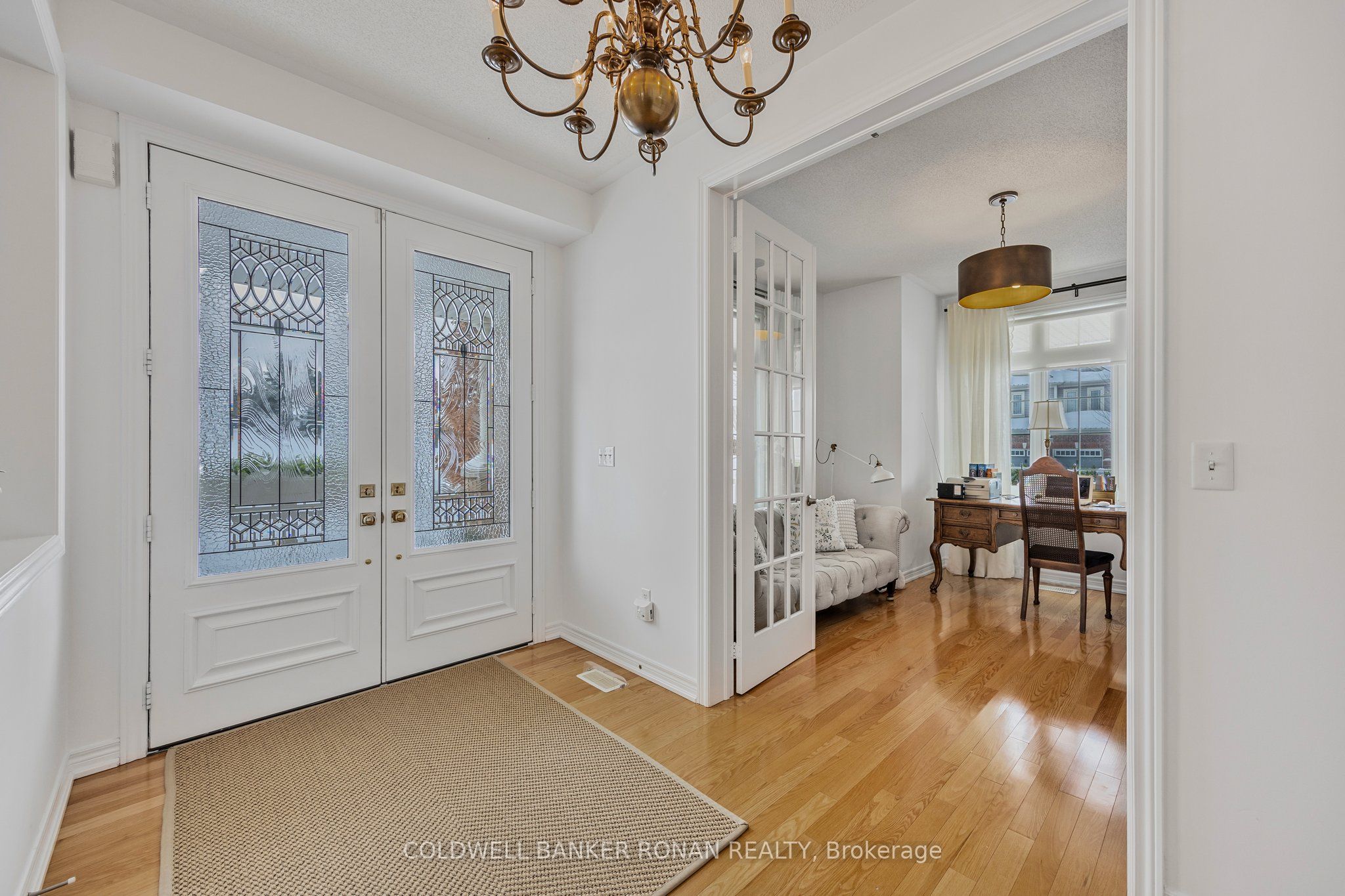 71 Cauthers Crescent, New Tecumseth, ON L9R 0L2 photo 4