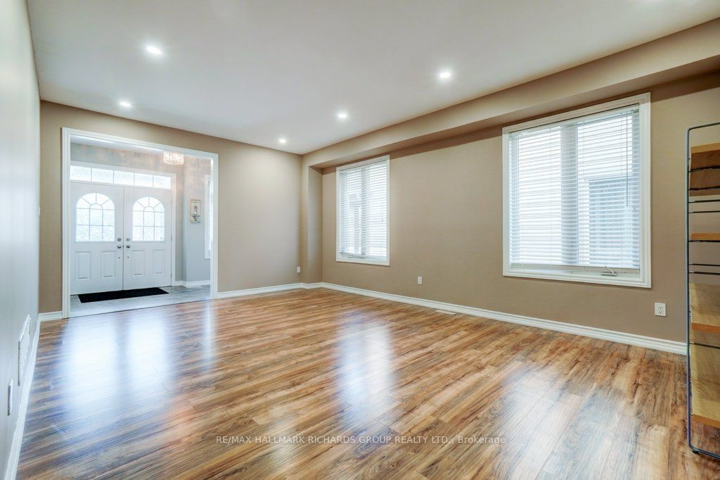 81 John Link Avenue, Georgina, ON L0E 1R9 photo 3
