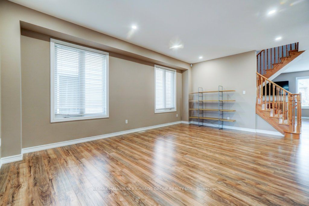 81 John Link Avenue, Georgina, ON L0E 1R9 photo 4