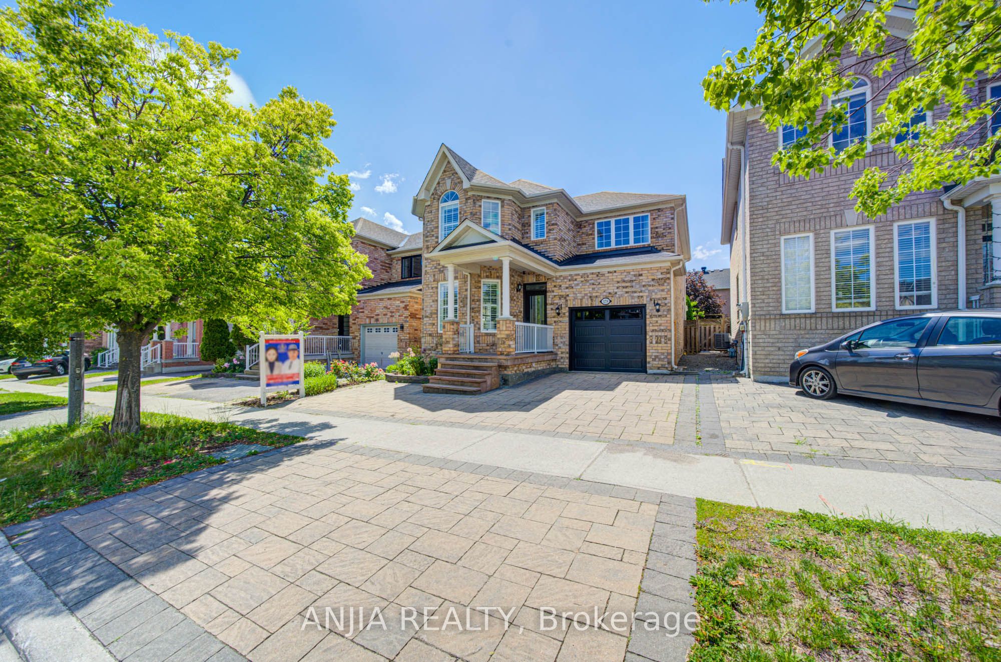 179 Edward Jeffreys Avenue, Markham, ON L6E 2A4