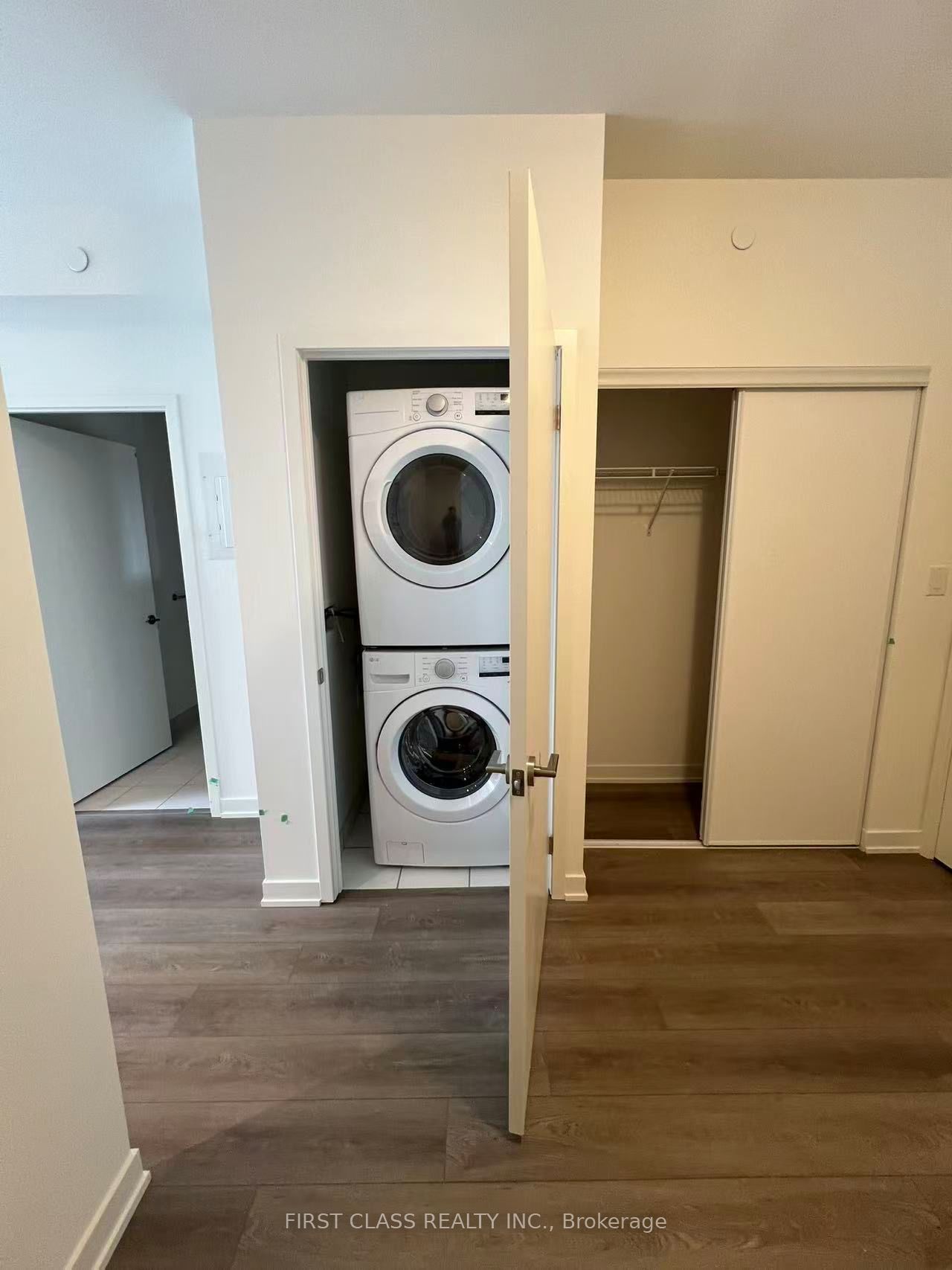 292 Verdale Crossing 1302, Markham, ON L6G 0H6 photo 5