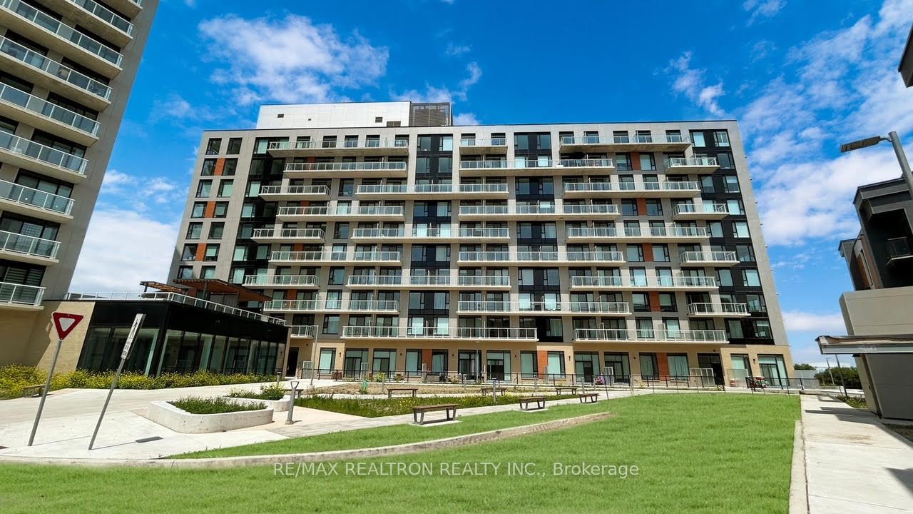 6 David Eyer Road PH915, Richmond Hill, ON L4S 0N5 photo 2