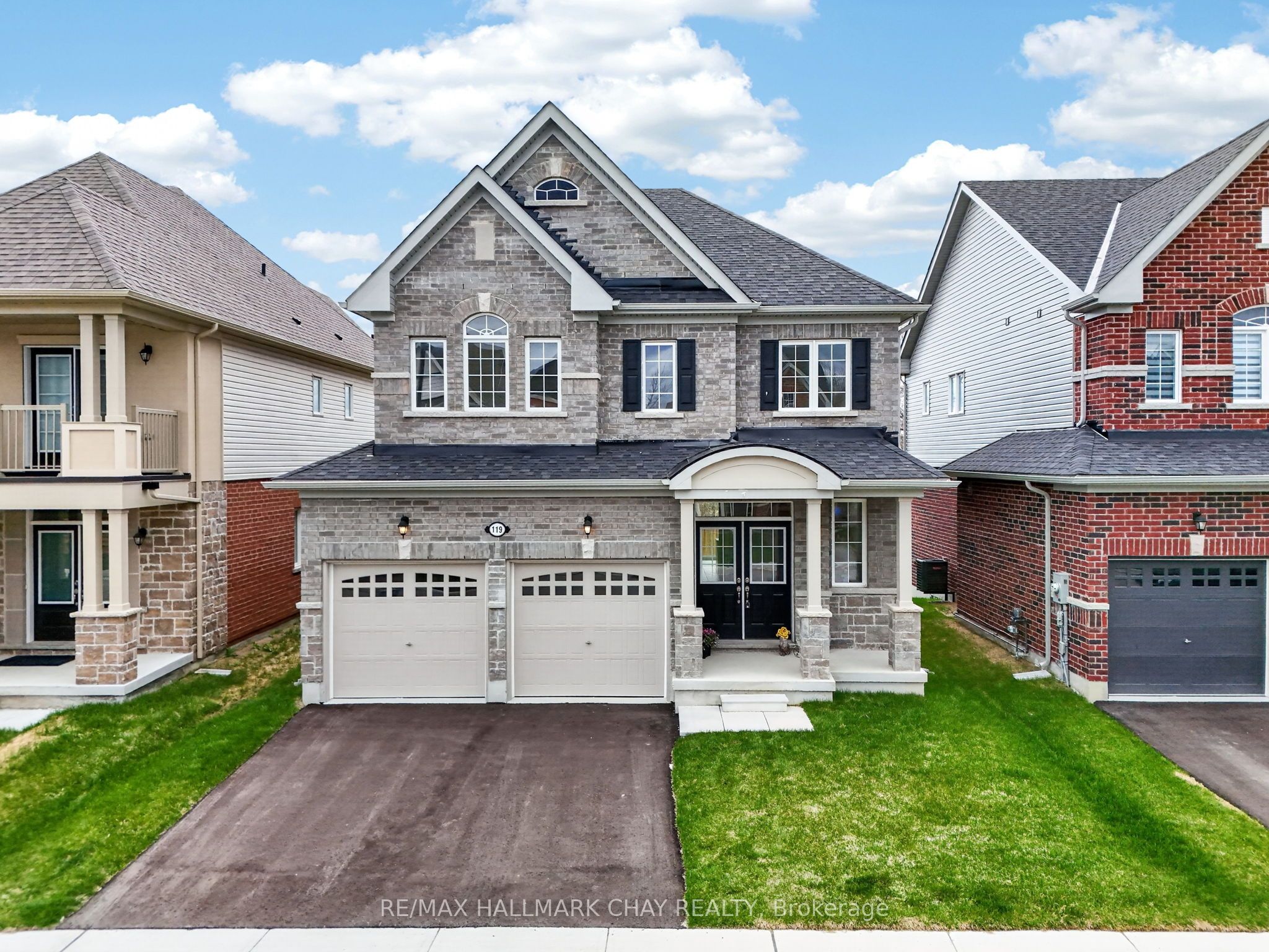 119 Cliff Thompson Court, Georgina, ON L0E 1R0 photo 2