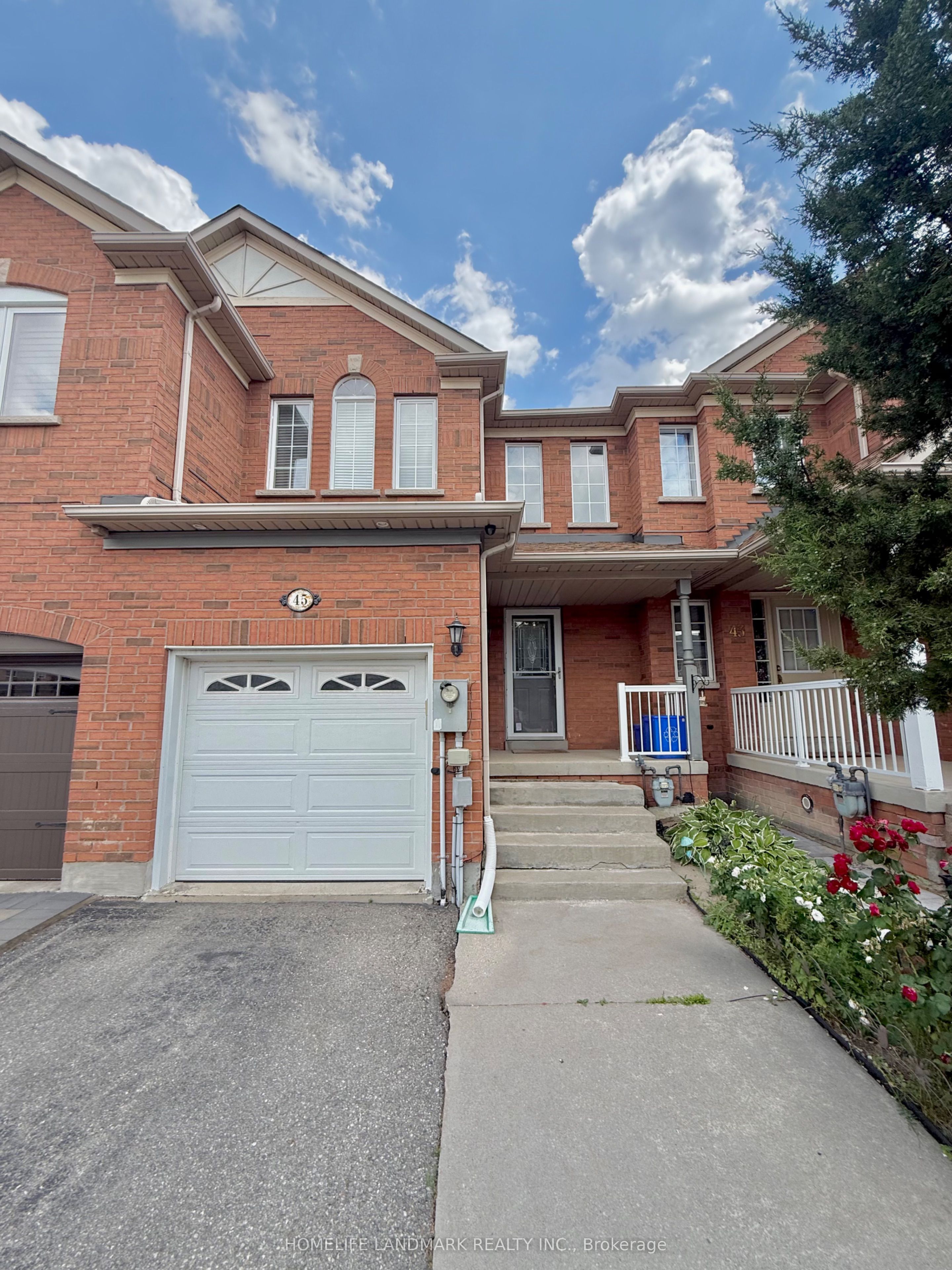 45 Carrillo Street, Vaughan, ON L6A 3W8