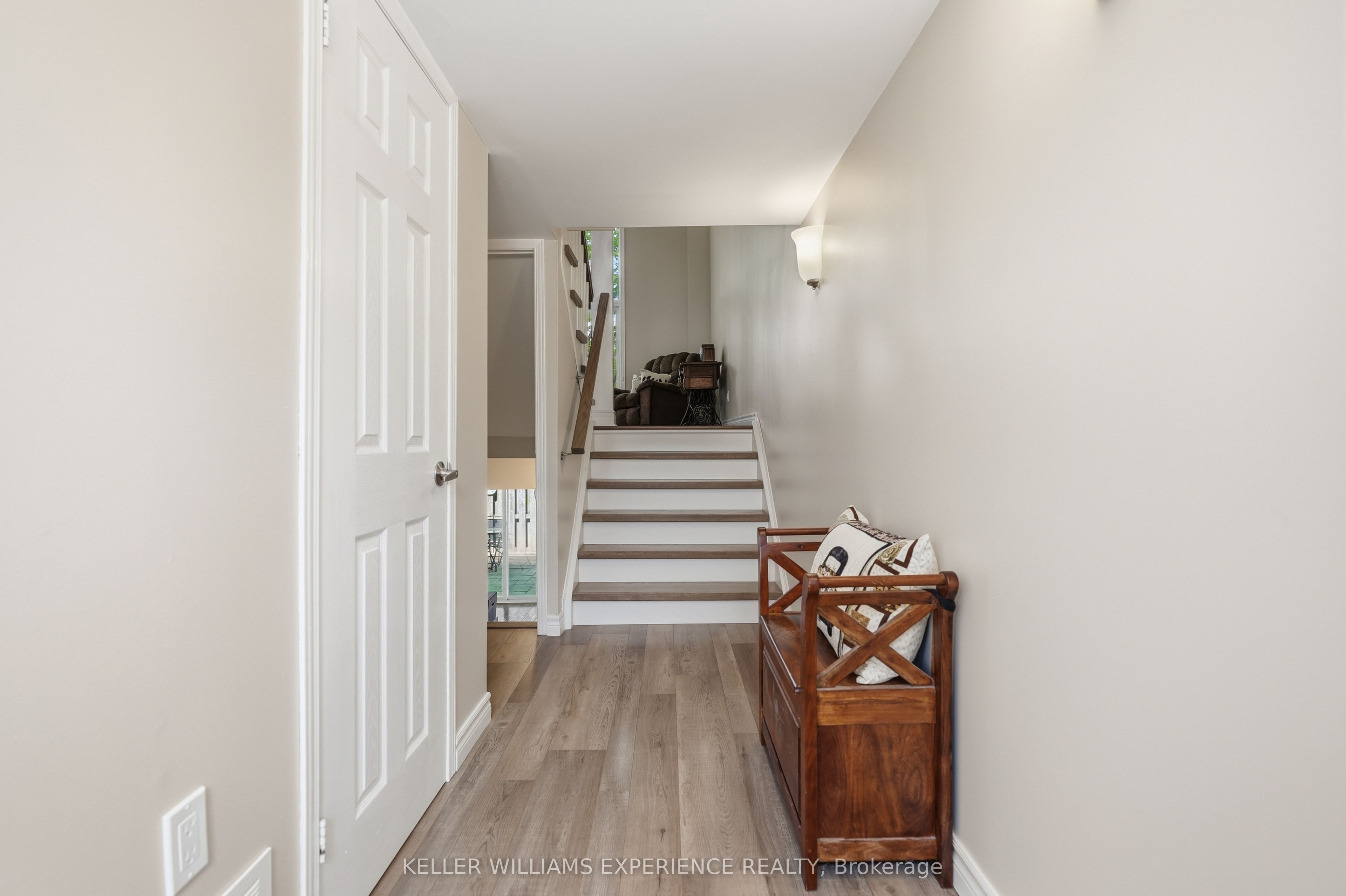 246 Tupper Boulevard 8, New Tecumseth, ON L9R 1A9 photo 5